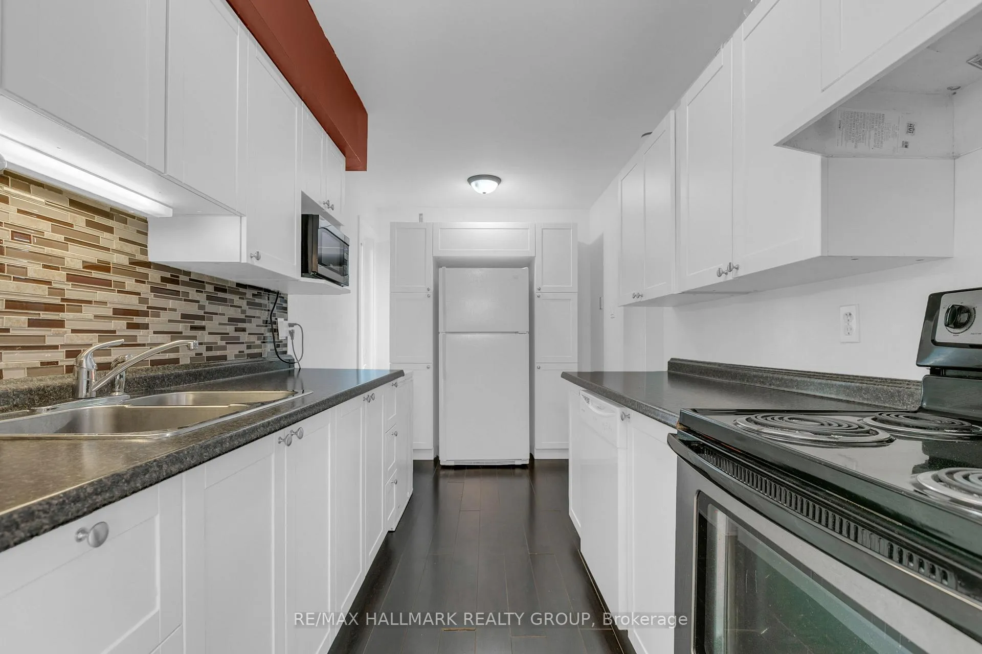 Photo 9 of Unit 42, 521 Canotia Place, Ottawa, Fallingbrook/Pineridge — HOMEH