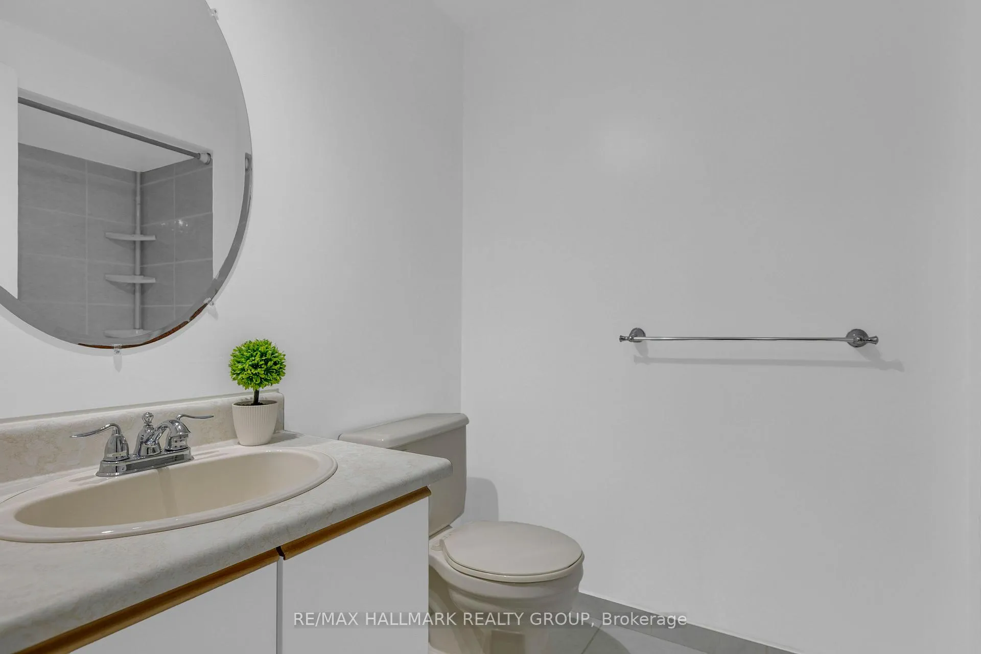 Photo 20 of Unit 42, 521 Canotia Place, Ottawa, Fallingbrook/Pineridge — HOMEH