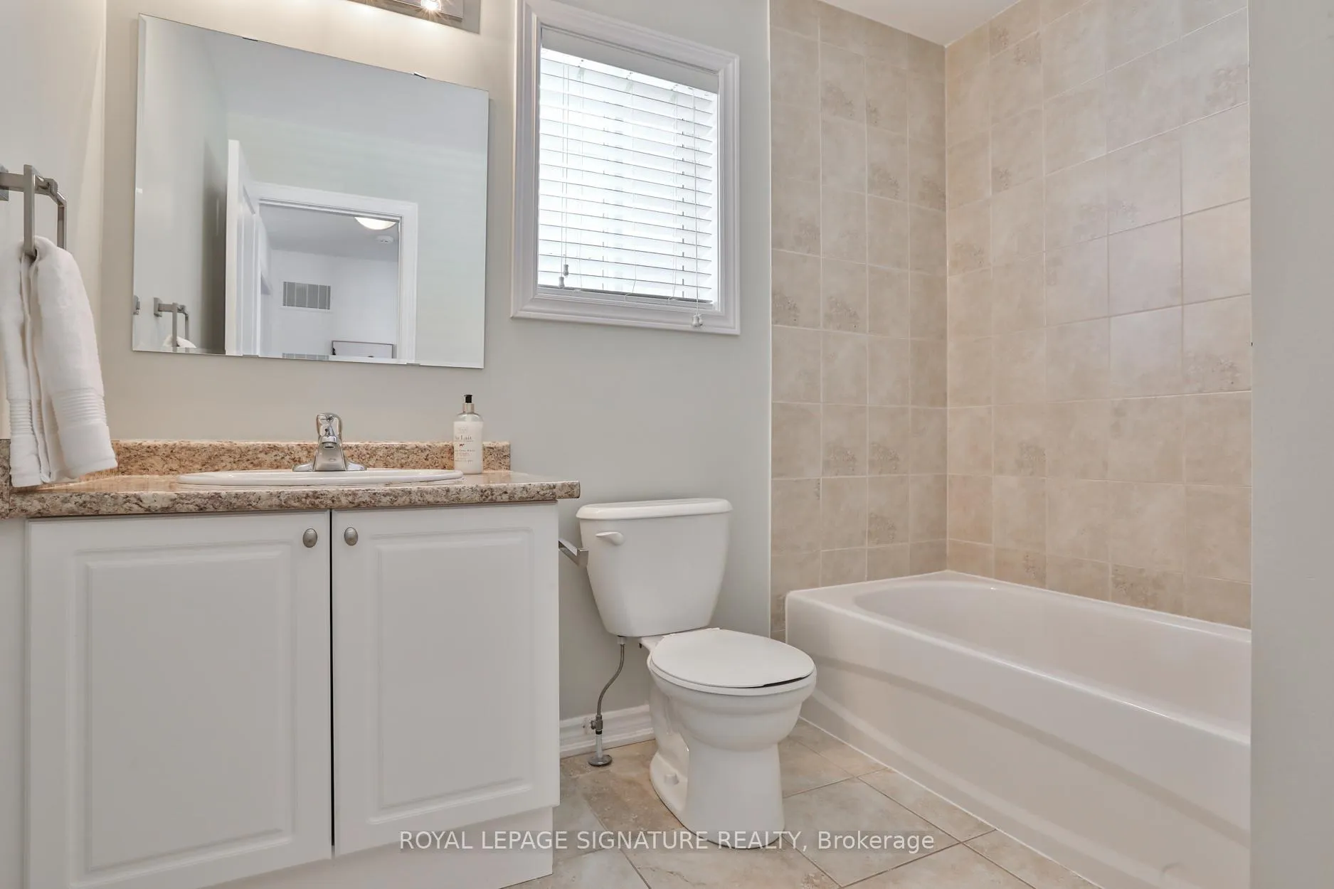 Photo 36 of 641 Murray Meadows Place, Milton, Clarke — HOMEH