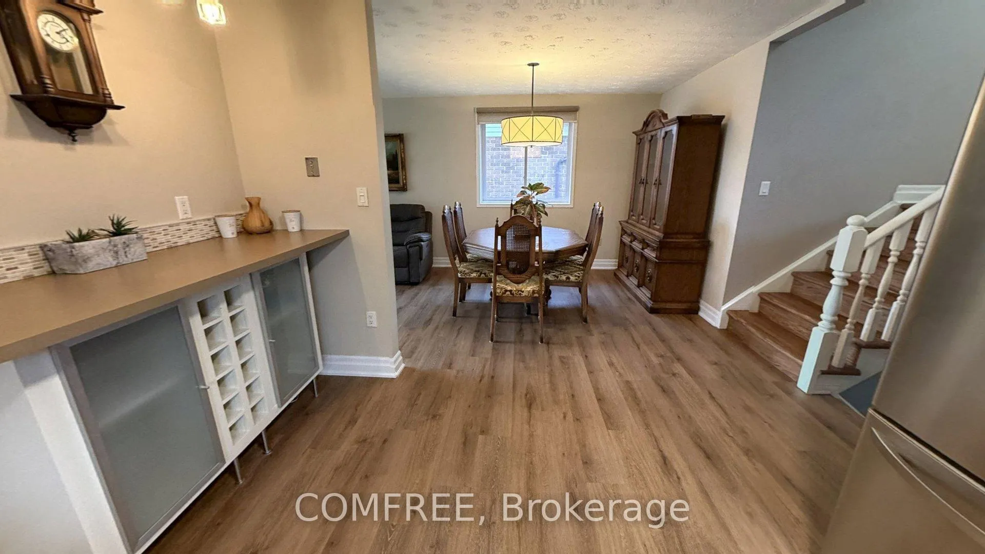 Photo 6 of 6387 Riall Street, Niagara Falls, Stamford — HOMEH