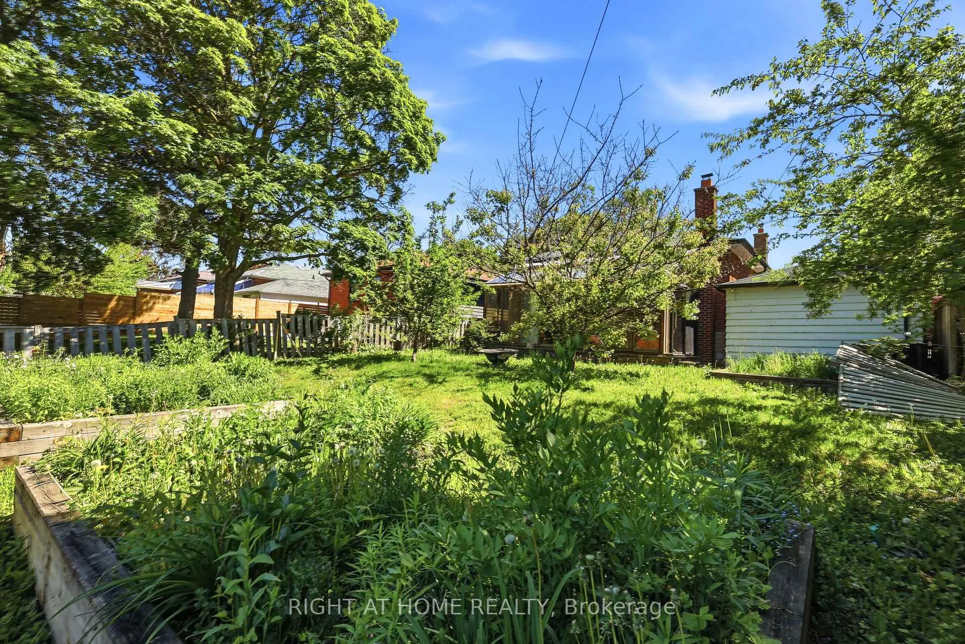 Photo 45 of 36 Vauxhall Drive, Scarborough, Dorset Park — HOMEH