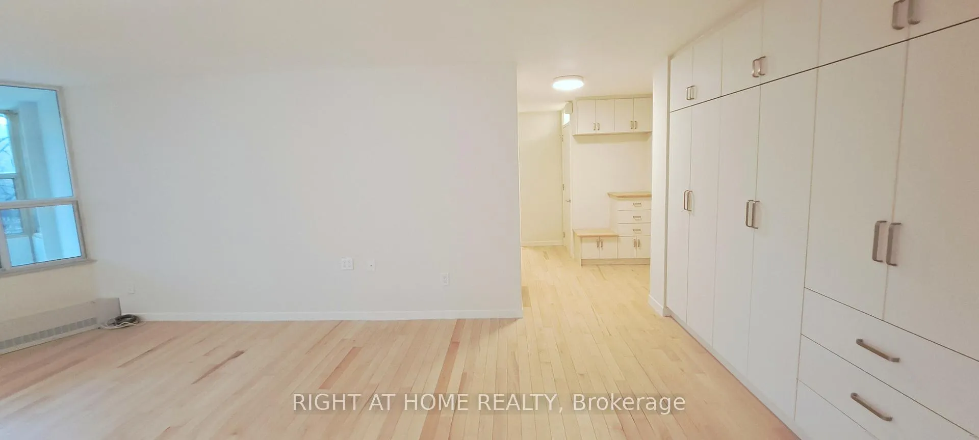 Photo 13 of Unit 3 (R1-3), 60 Pavane Linkway, Toronto, Flemingdon Park — HOMEH