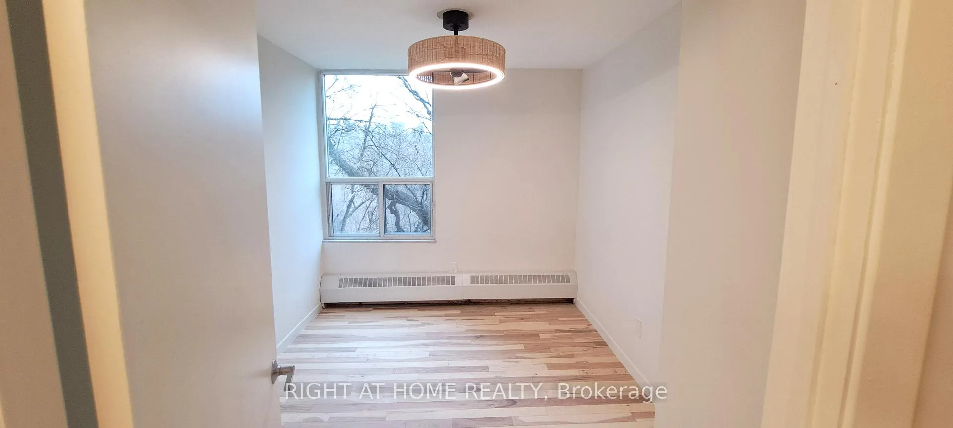 Photo 20 of Unit 3 (R1-3), 60 Pavane Linkway, Toronto, Flemingdon Park — HOMEH