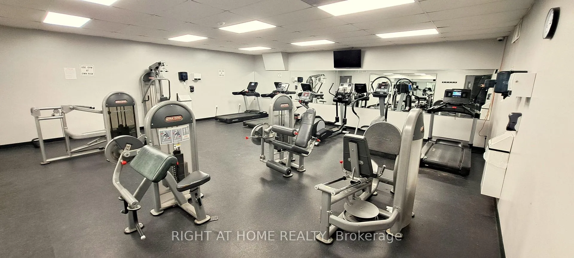 Photo 26 of Unit 3 (R1-3), 60 Pavane Linkway, Toronto, Flemingdon Park — HOMEH