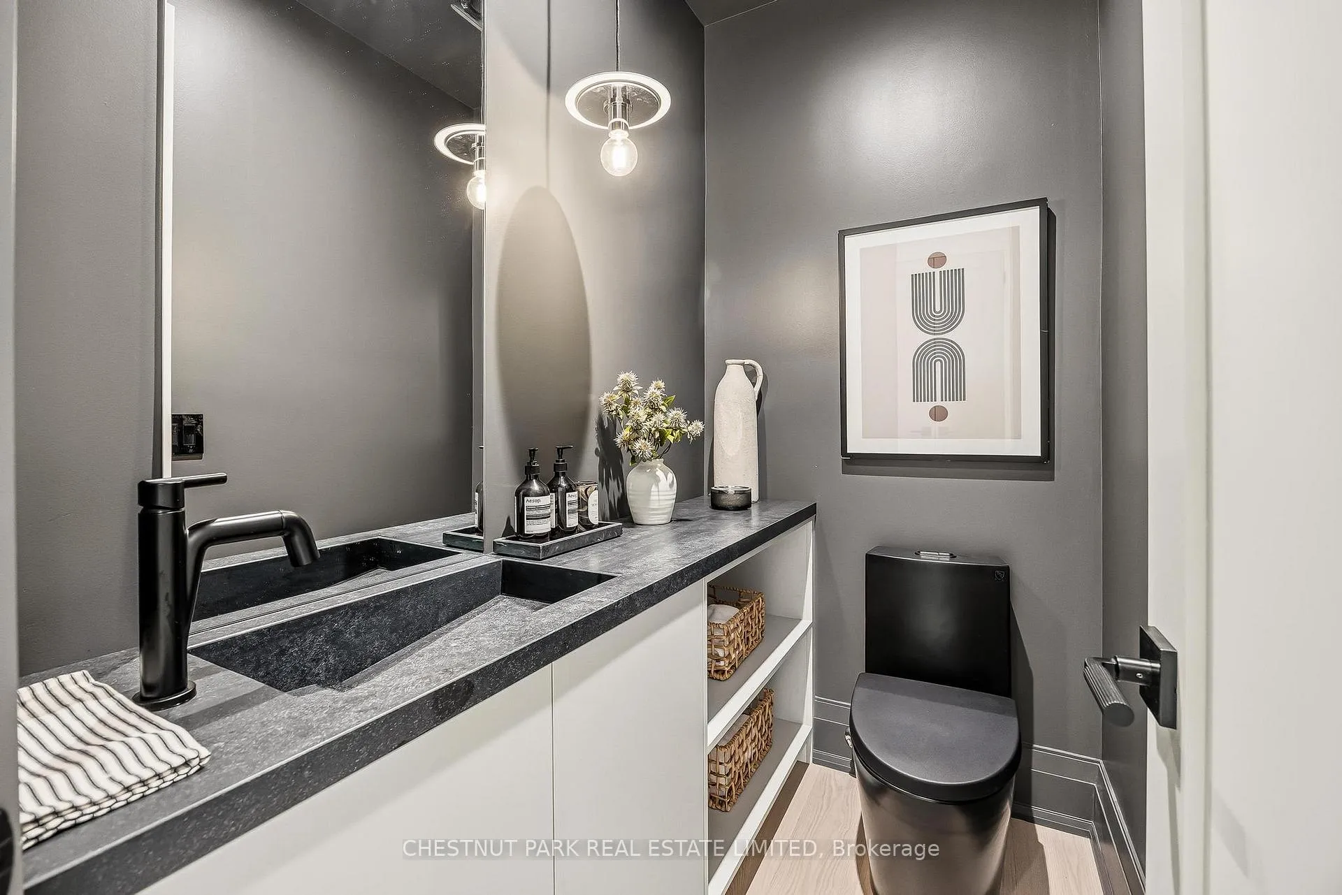 Photo 5 of 12 Glenview Avenue, Toronto, Lawrence Park South — HOMEH