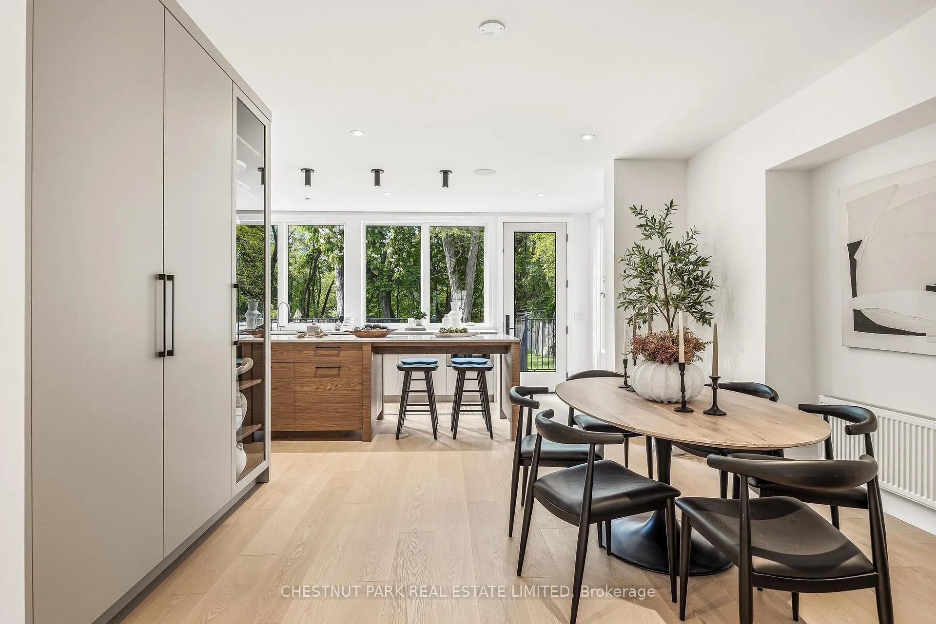 Photo 7 of 12 Glenview Avenue, Toronto, Lawrence Park South — HOMEH