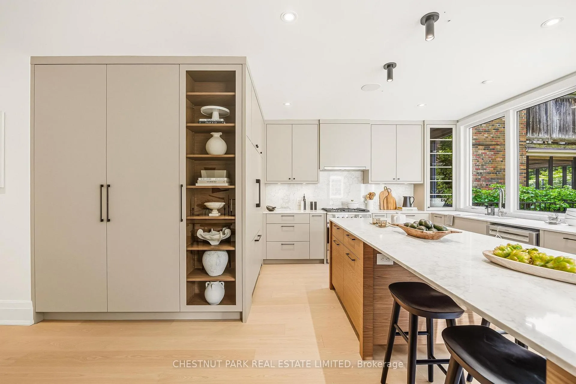 Photo 9 of 12 Glenview Avenue, Toronto, Lawrence Park South — HOMEH