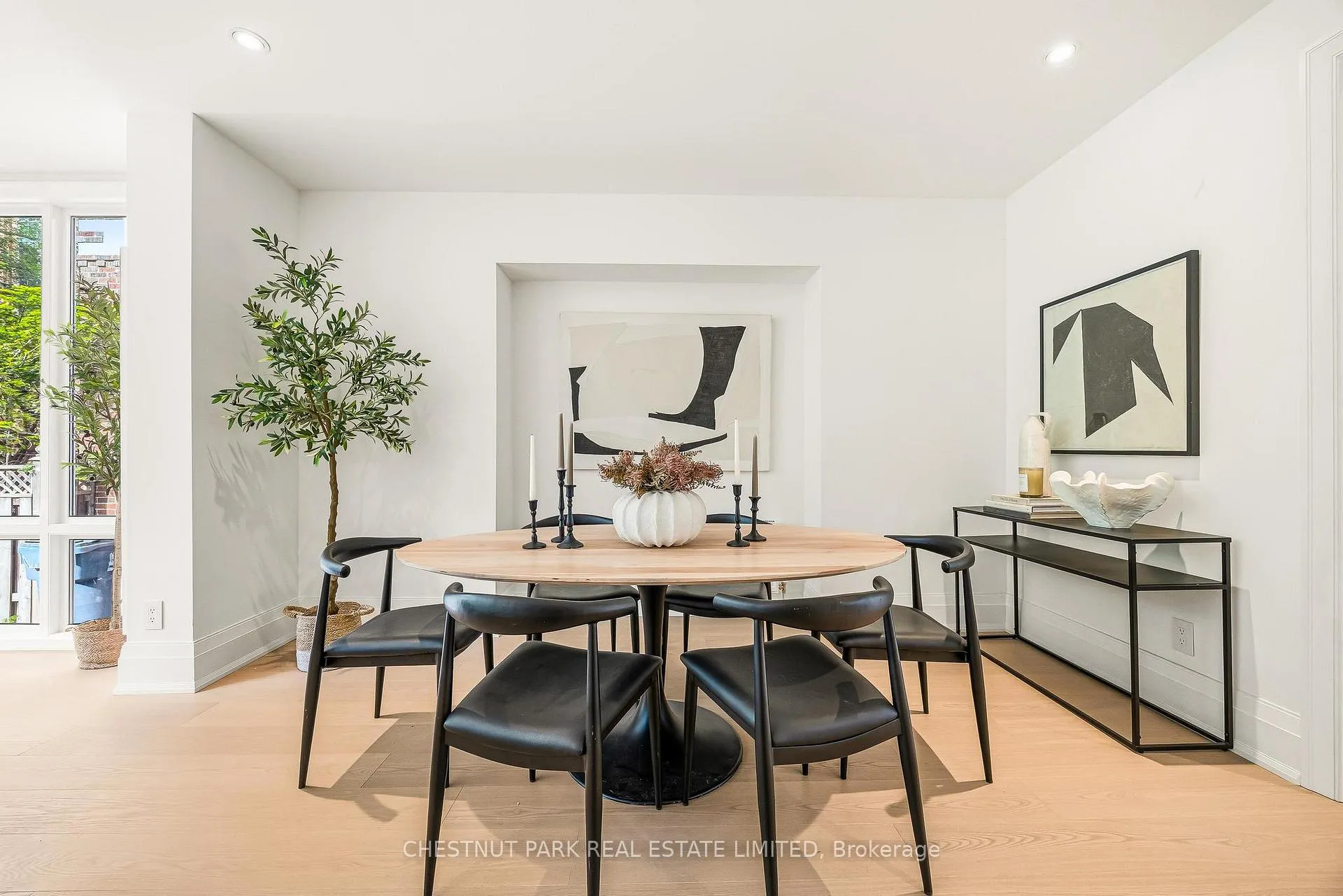 Photo 16 of 12 Glenview Avenue, Toronto, Lawrence Park South — HOMEH
