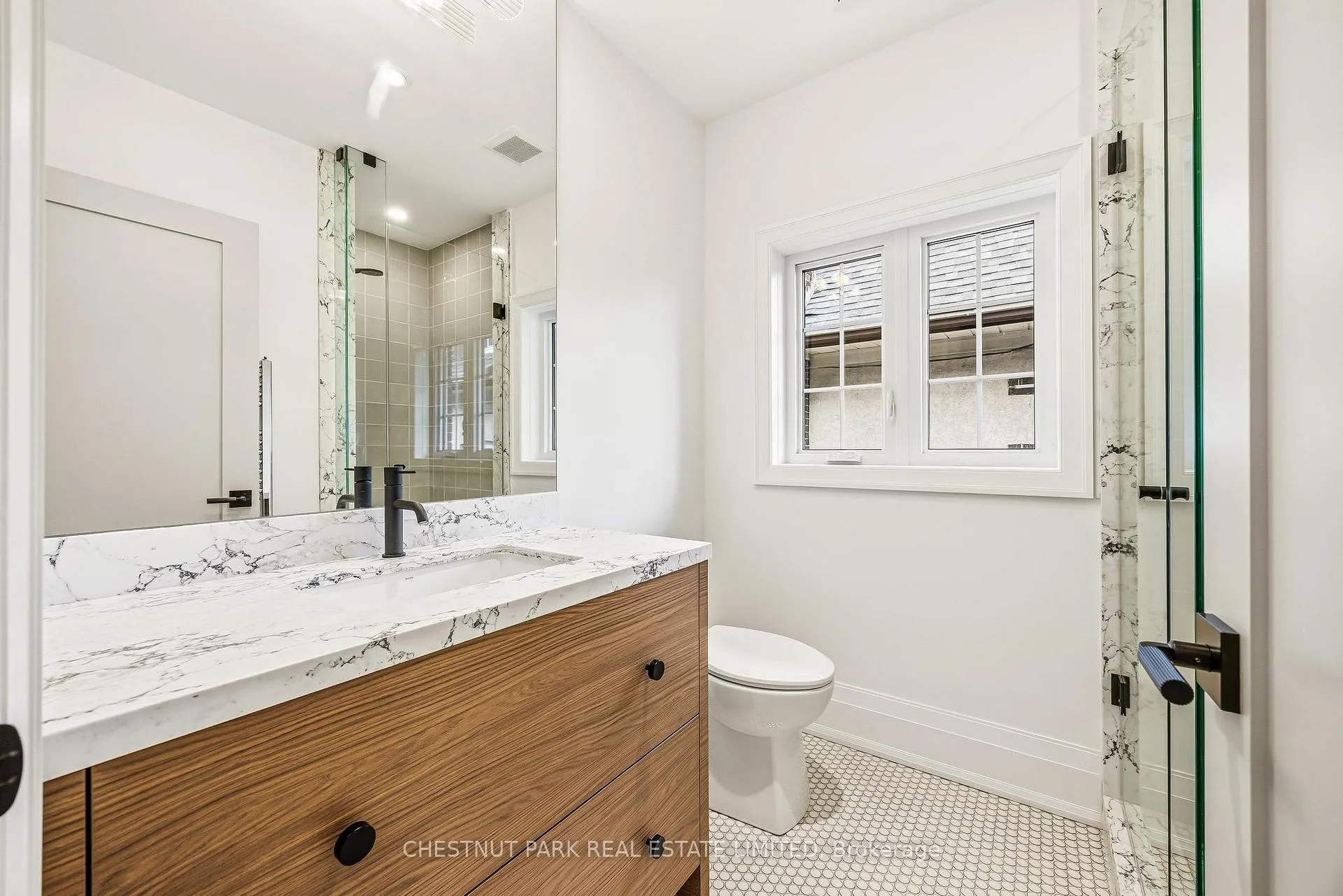 Photo 24 of 12 Glenview Avenue, Toronto, Lawrence Park South — HOMEH