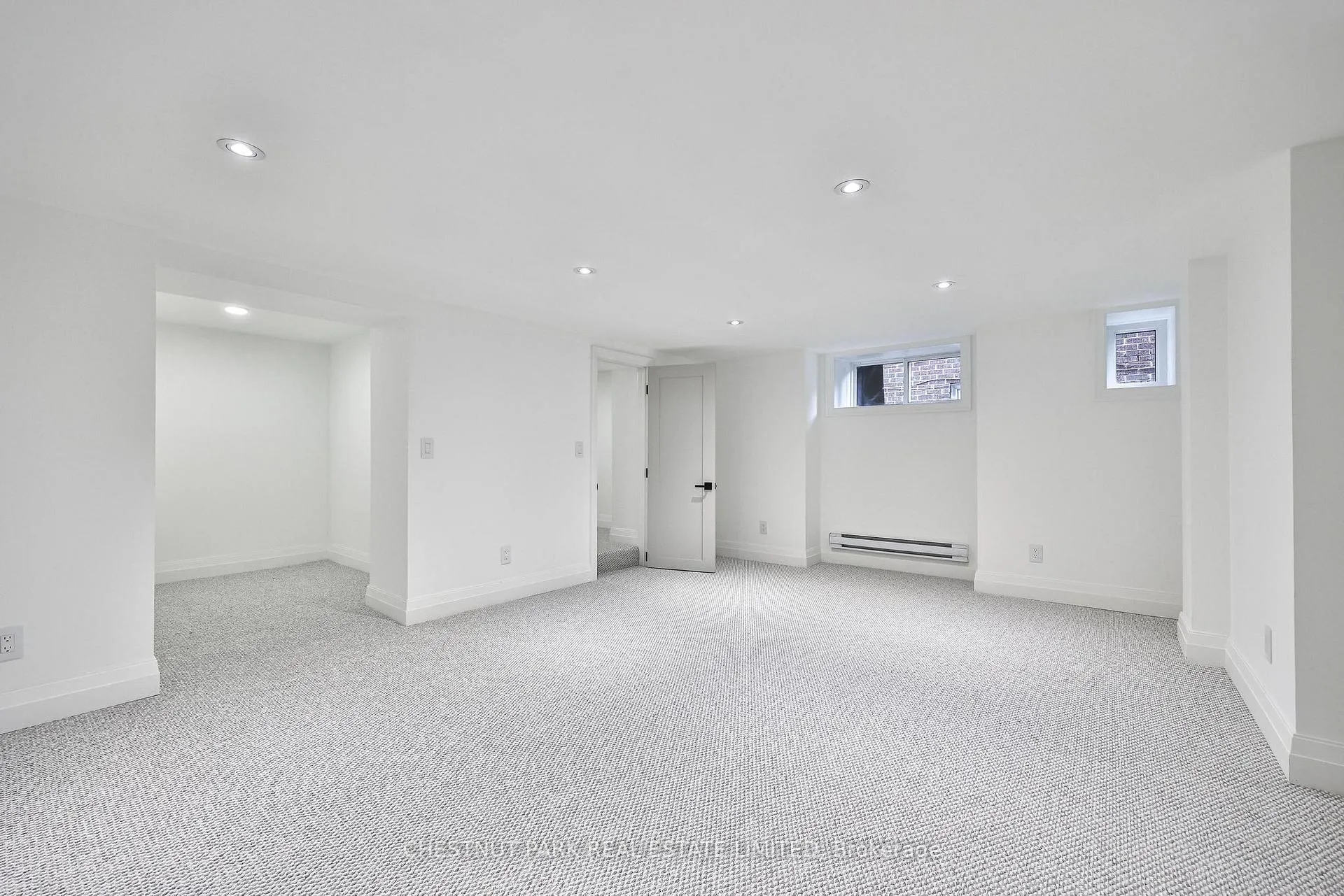 Photo 32 of 12 Glenview Avenue, Toronto, Lawrence Park South — HOMEH