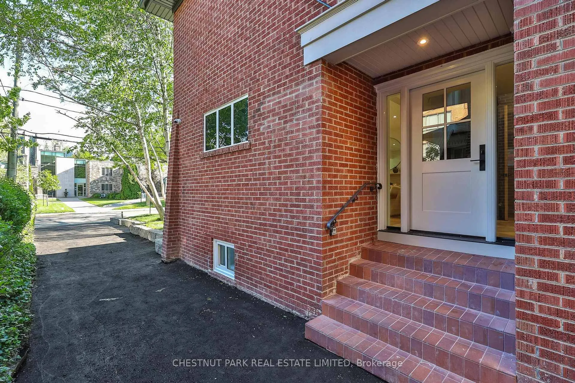 Photo 34 of 12 Glenview Avenue, Toronto, Lawrence Park South — HOMEH
