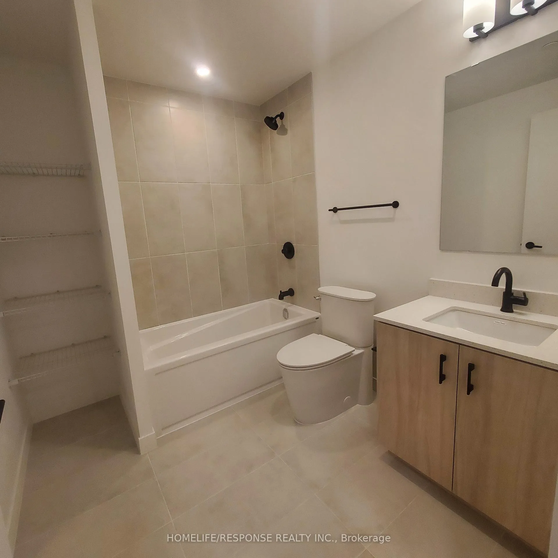 Photo 10 of Unit D606, 4878 Powers Common, Burlington, Alton — HOMEH
