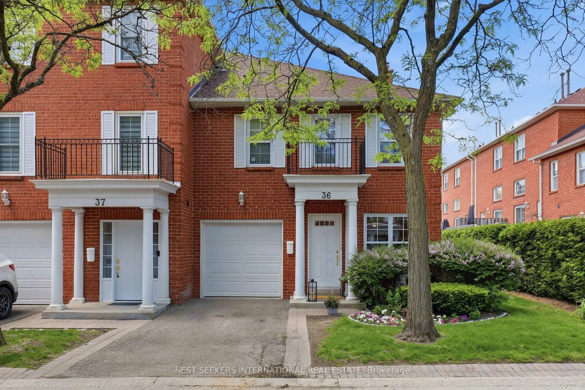 Front of 36 Stornwood Court