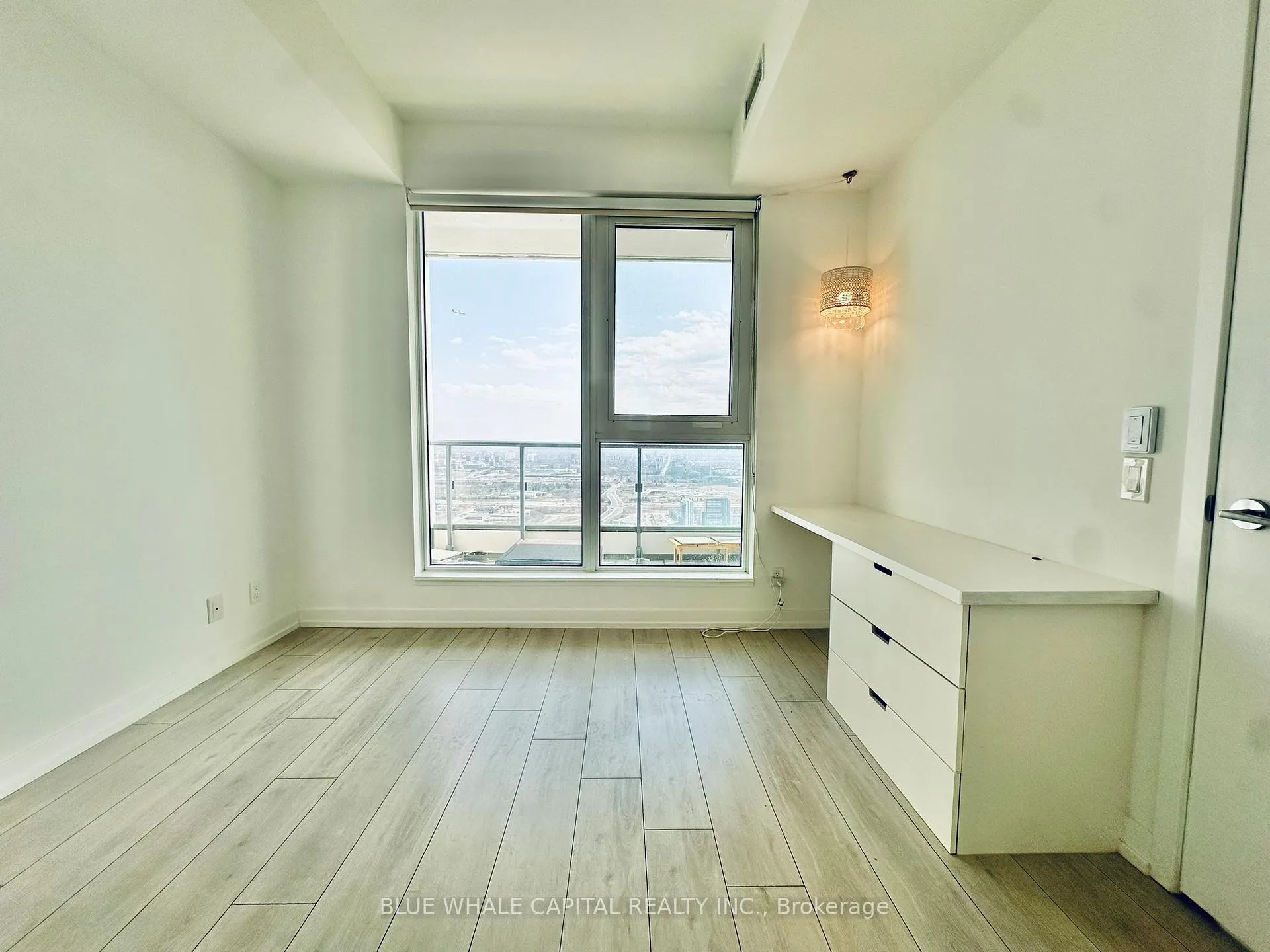 Photo 3 of Unit 6108, 950 Portage Parkway, Vaughan, Vaughan Corporate Centre — HOMEH