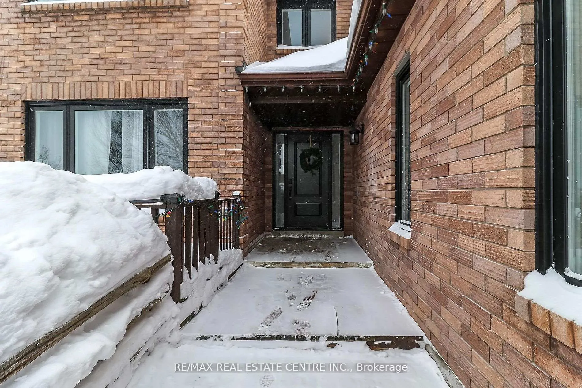 Photo 2 of 39 Cardinal Street, Barrie, Cundles East — HOMEH