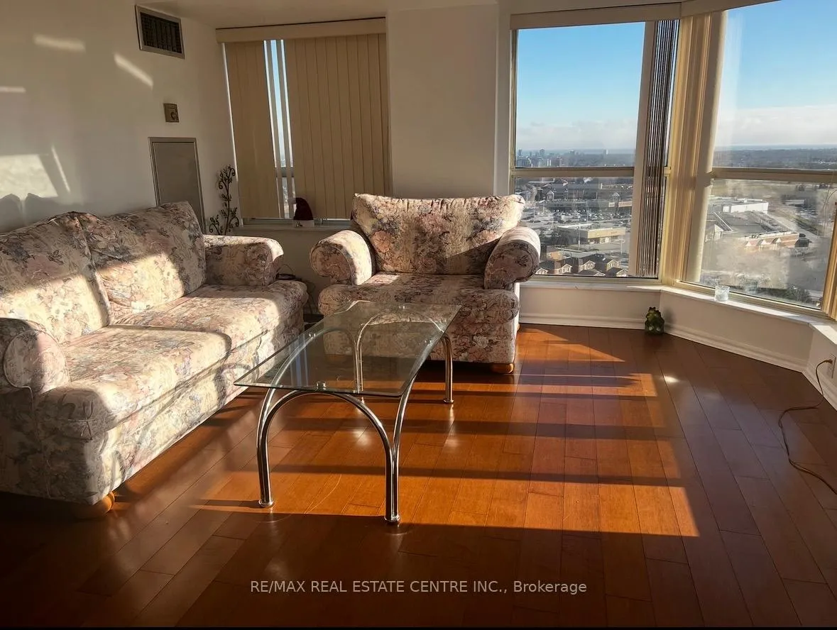 Photo 1 of Unit 1710, 335 Webb Drive, Mississauga, City Centre — HOMEH