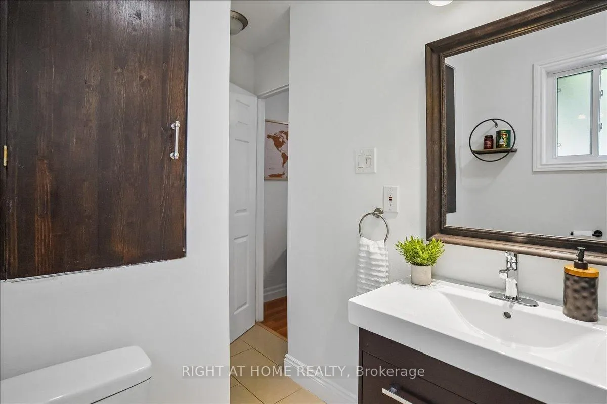 Photo 14 of 809 Rowena Street, Oshawa, Lakeview — HOMEH