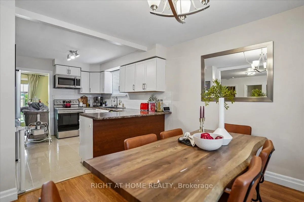 Photo 19 of 809 Rowena Street, Oshawa, Lakeview — HOMEH