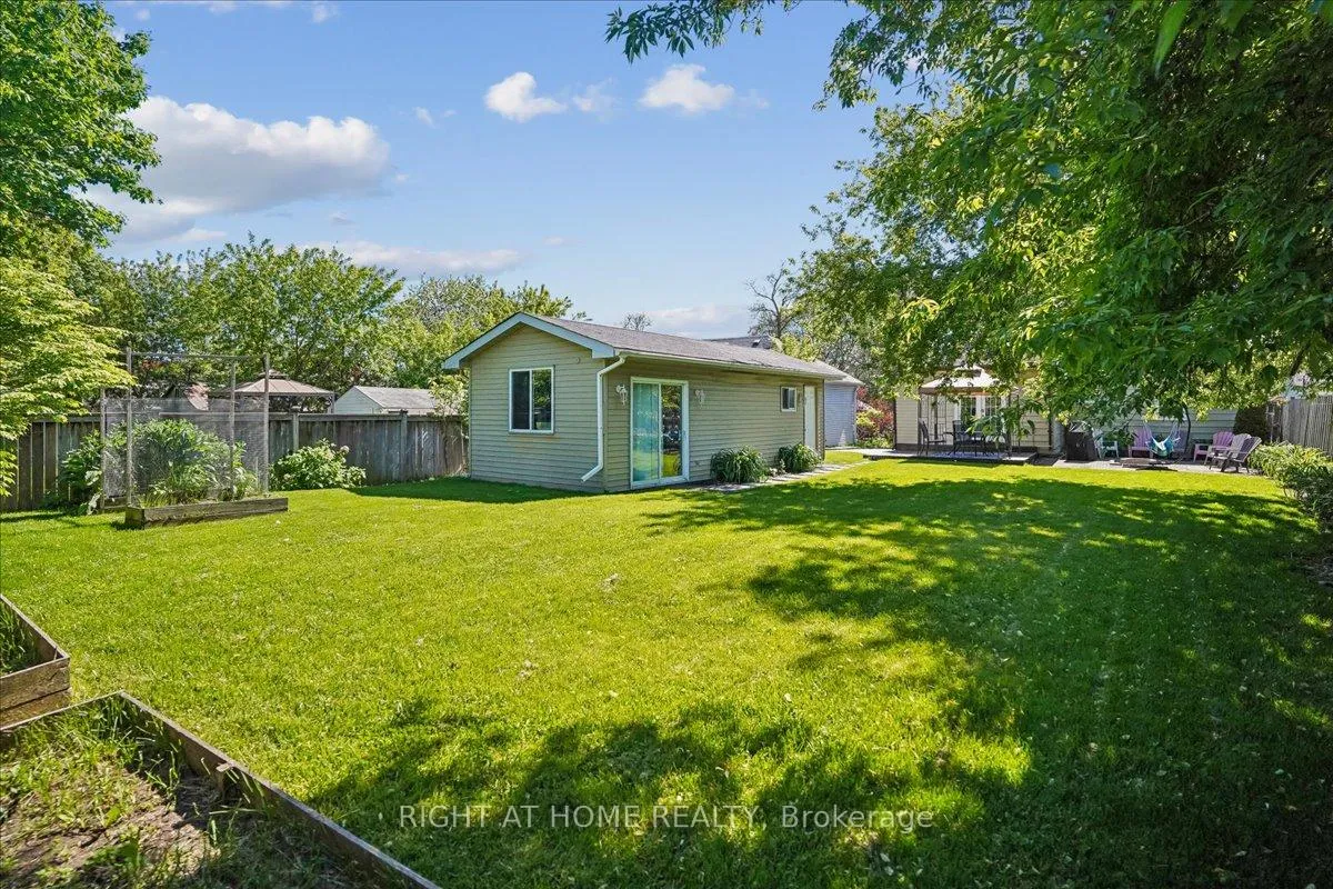 Photo 30 of 809 Rowena Street, Oshawa, Lakeview — HOMEH
