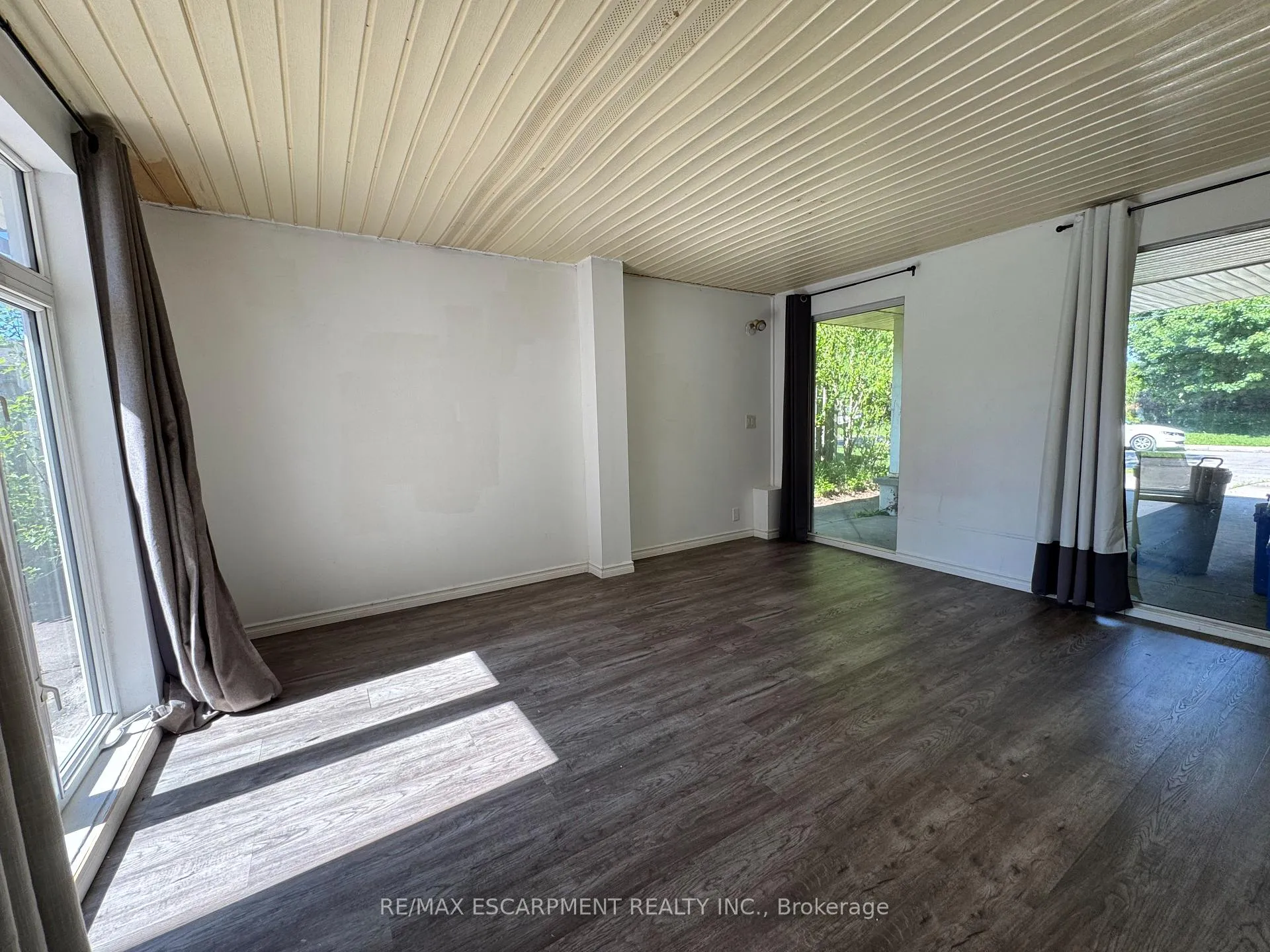 Photo 7 of 71 Hoover Crescent, Hamilton, Balfour — HOMEH