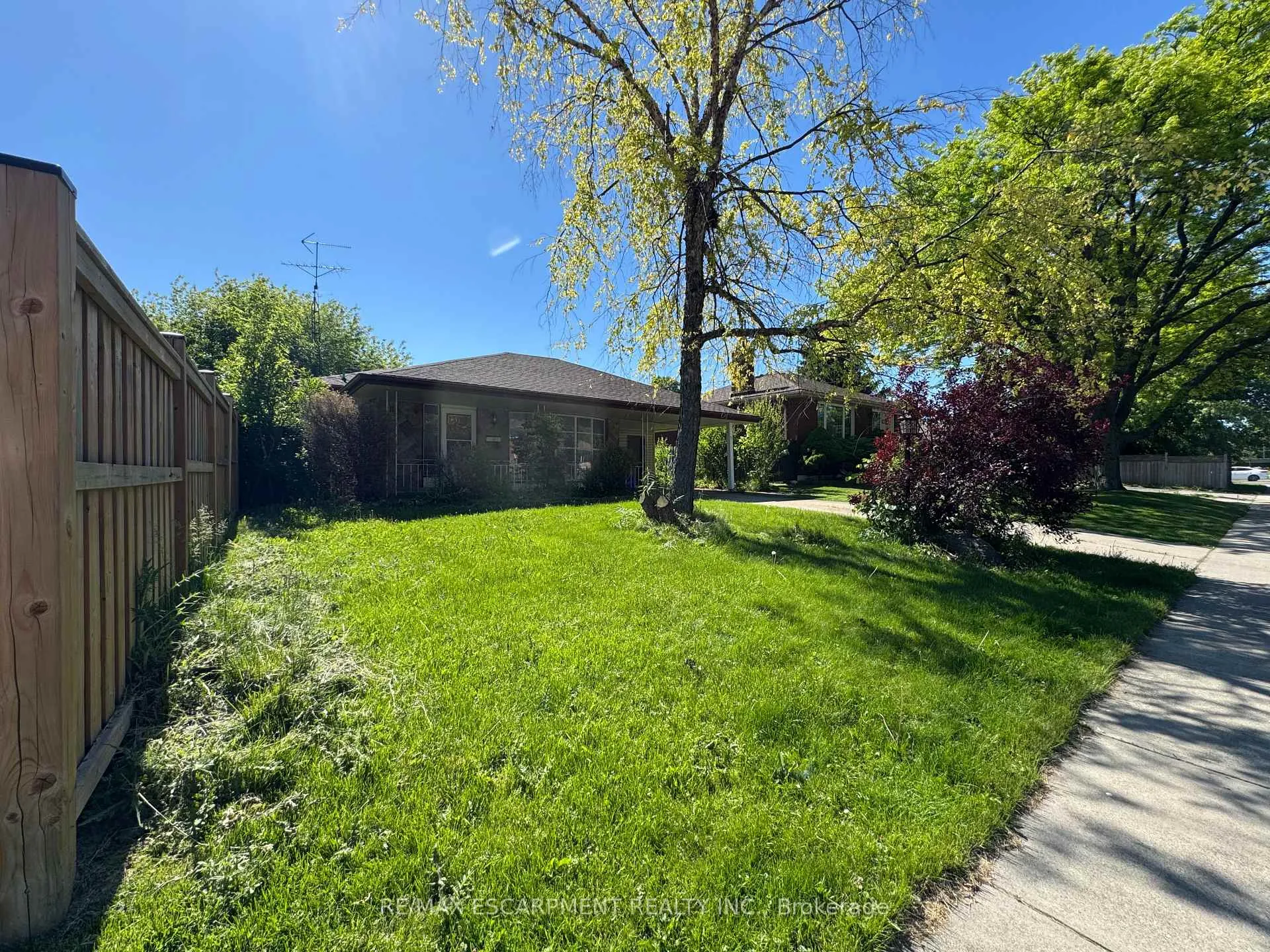 Photo 20 of 71 Hoover Crescent, Hamilton, Balfour — HOMEH