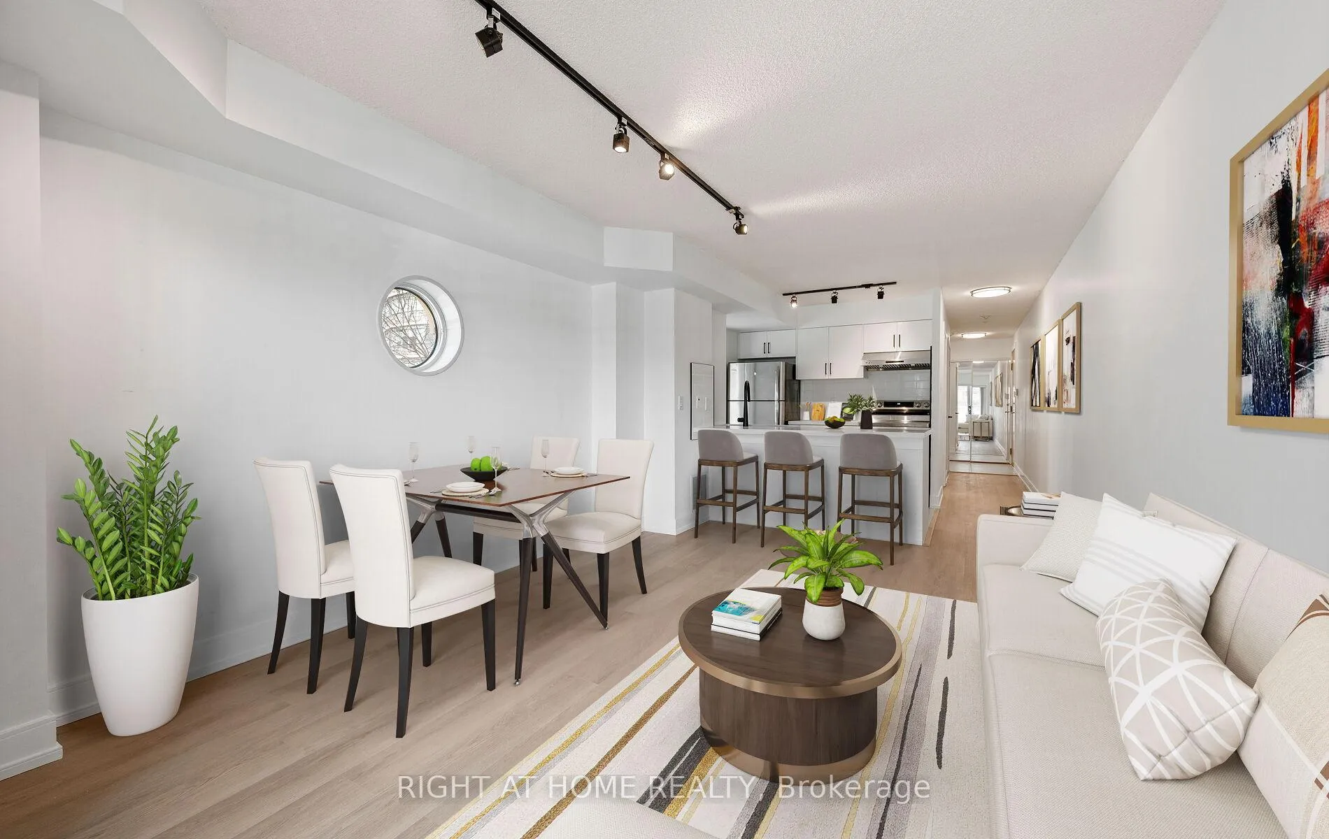 Front of Unit 219, 600 Queens Quay