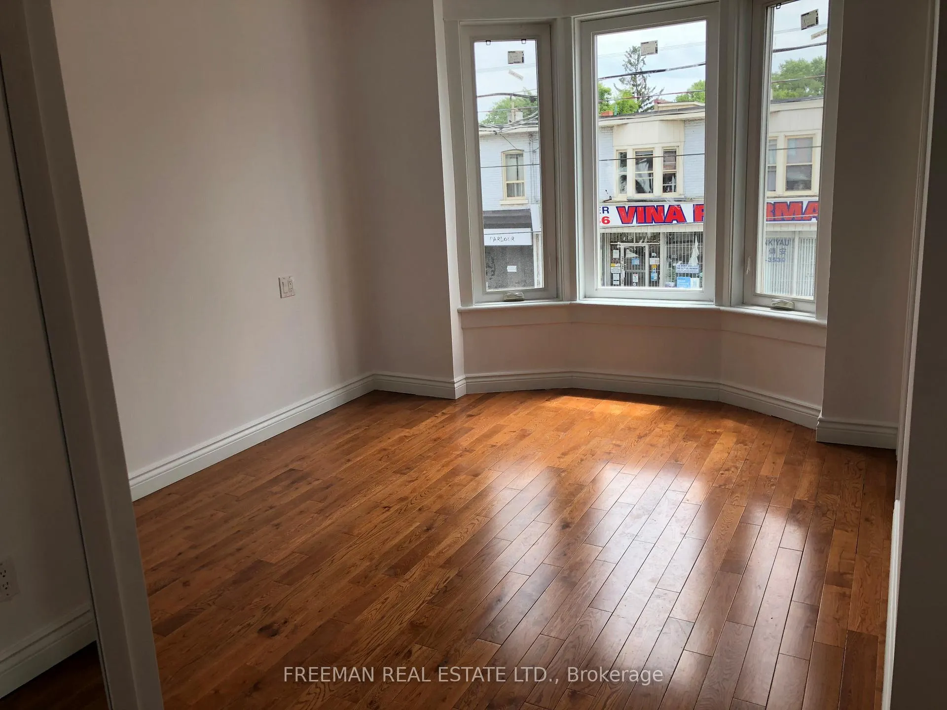 Photo 7 of Unit 2, 1022 Gerrard Street E, Toronto, South Riverdale — HOMEH
