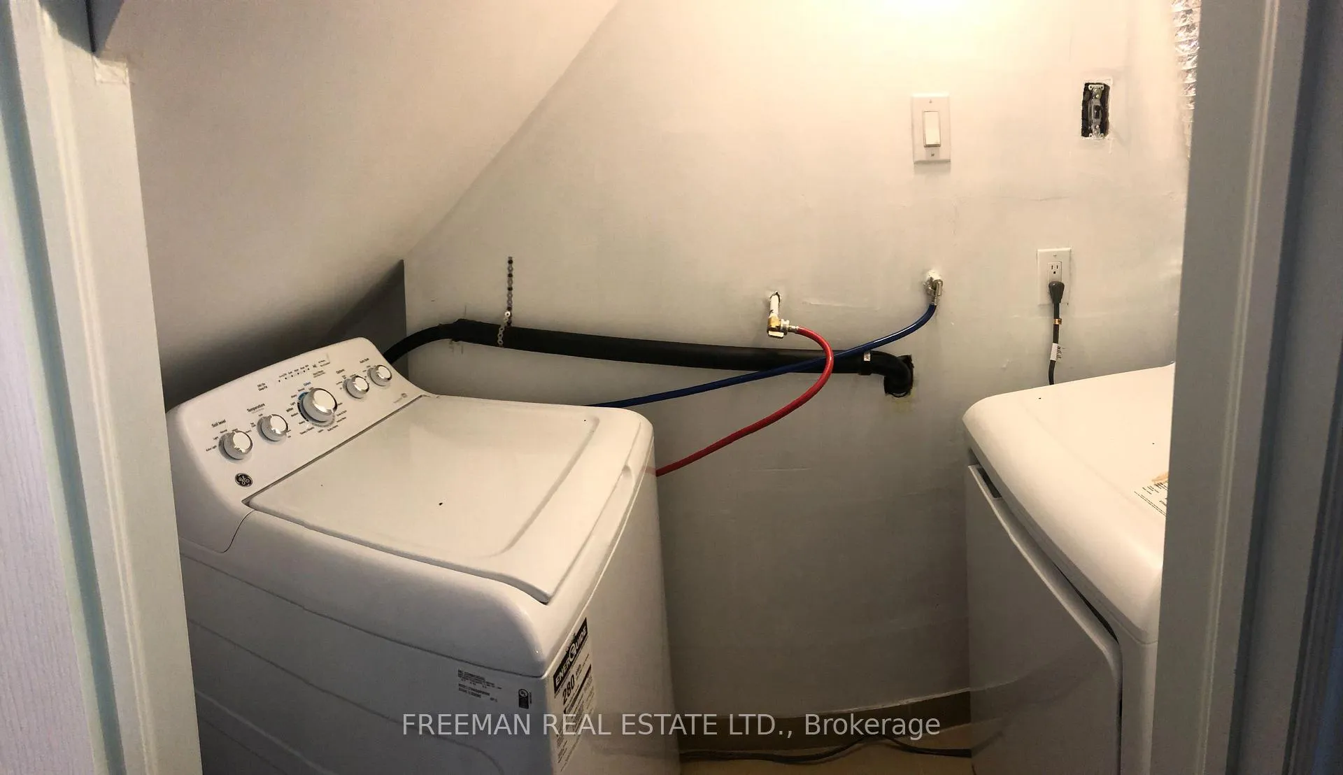 Photo 13 of Unit 2, 1022 Gerrard Street E, Toronto, South Riverdale — HOMEH