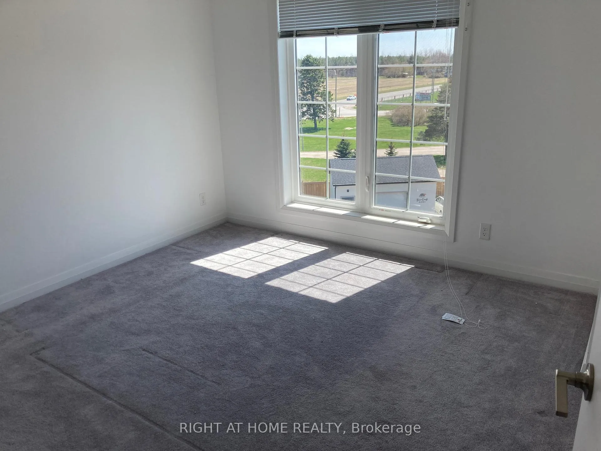 Photo 7 of Unit 407, 54 Koda Street, Barrie, Rural Barrie Southwest — HOMEH