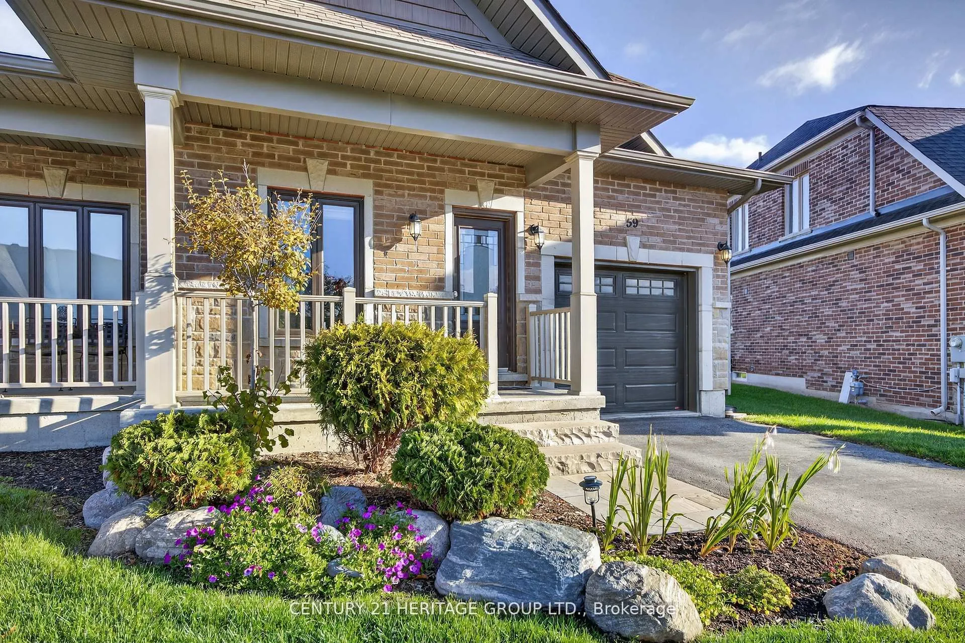 Photo 3 of 59 Kingsmere Crescent, New Tecumseth, Alliston — HOMEH