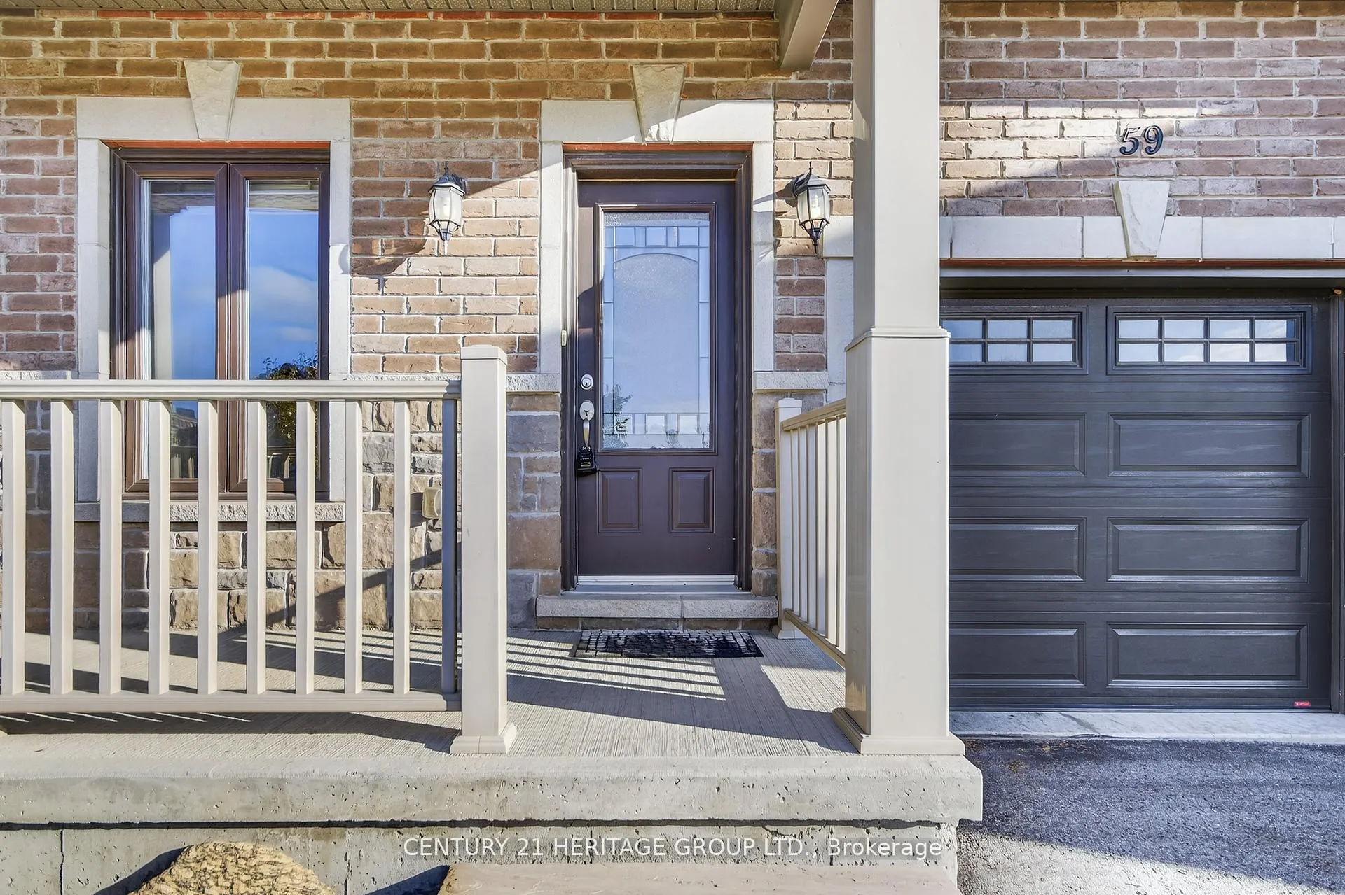 Photo 4 of 59 Kingsmere Crescent, New Tecumseth, Alliston — HOMEH