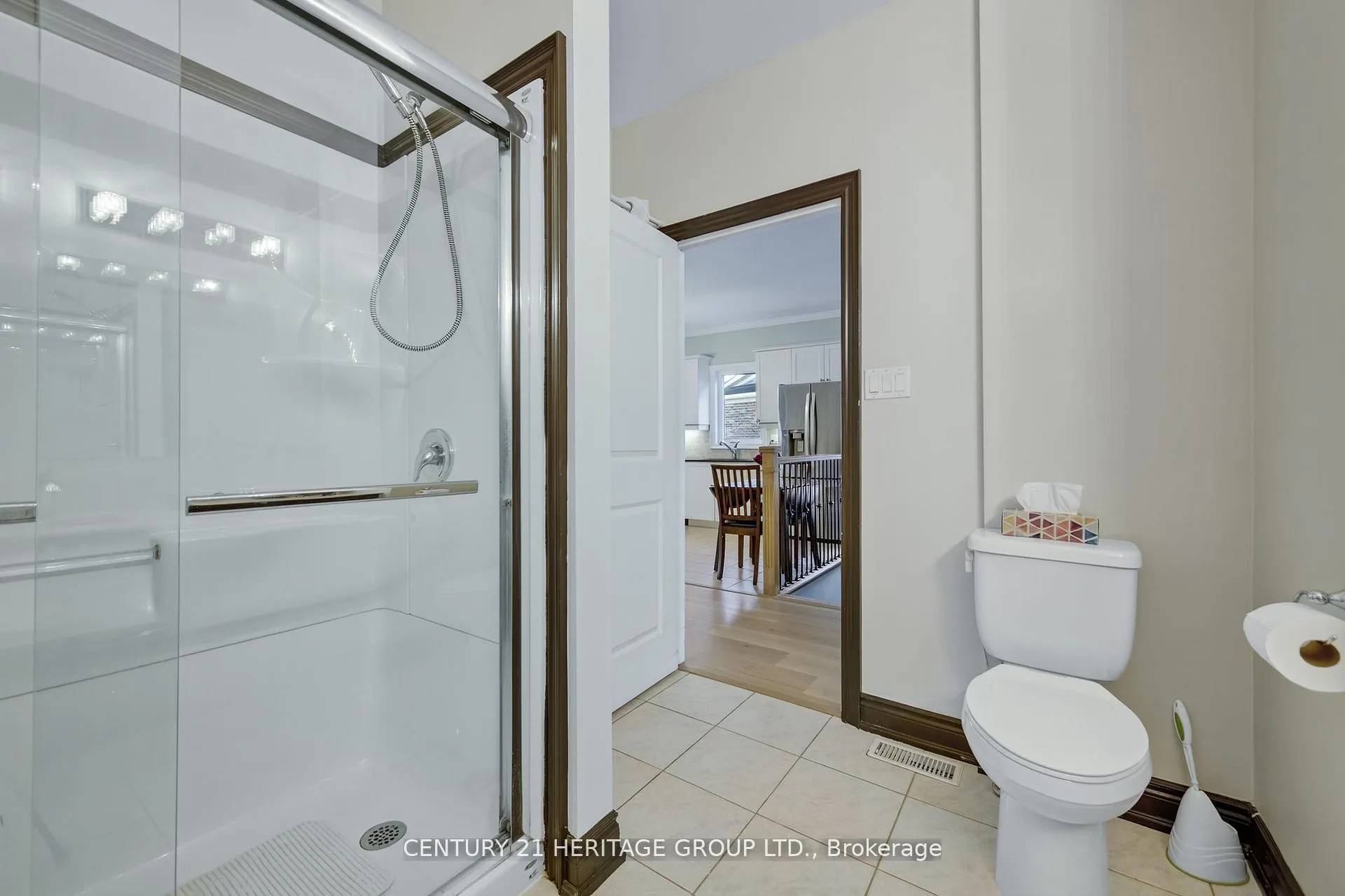 Photo 8 of 59 Kingsmere Crescent, New Tecumseth, Alliston — HOMEH