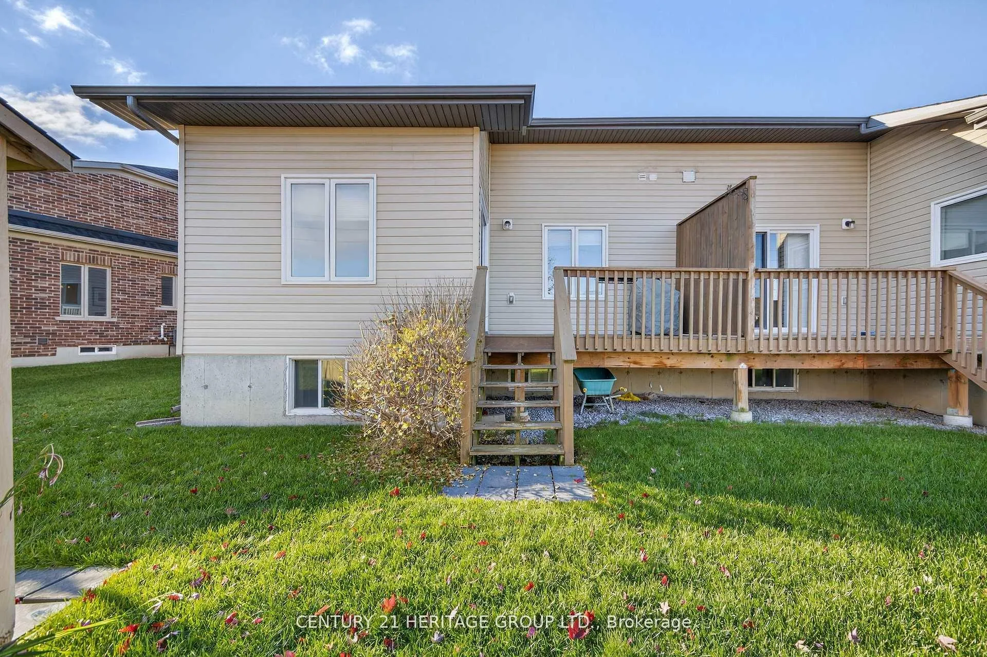 Photo 34 of 59 Kingsmere Crescent, New Tecumseth, Alliston — HOMEH