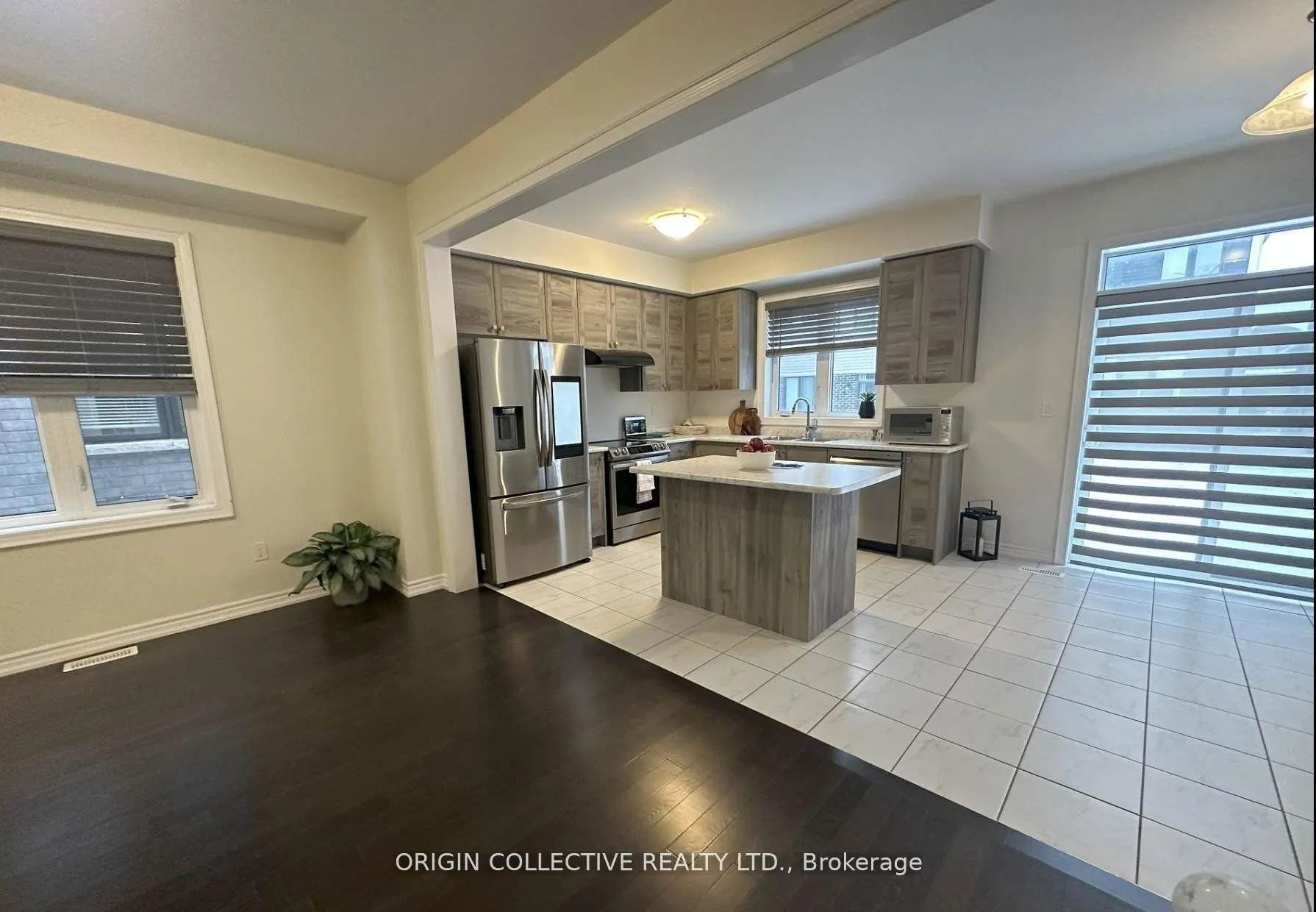 Photo 7 of 4 Amos Ave E, Brantford, Shellard Lane — HOMEH