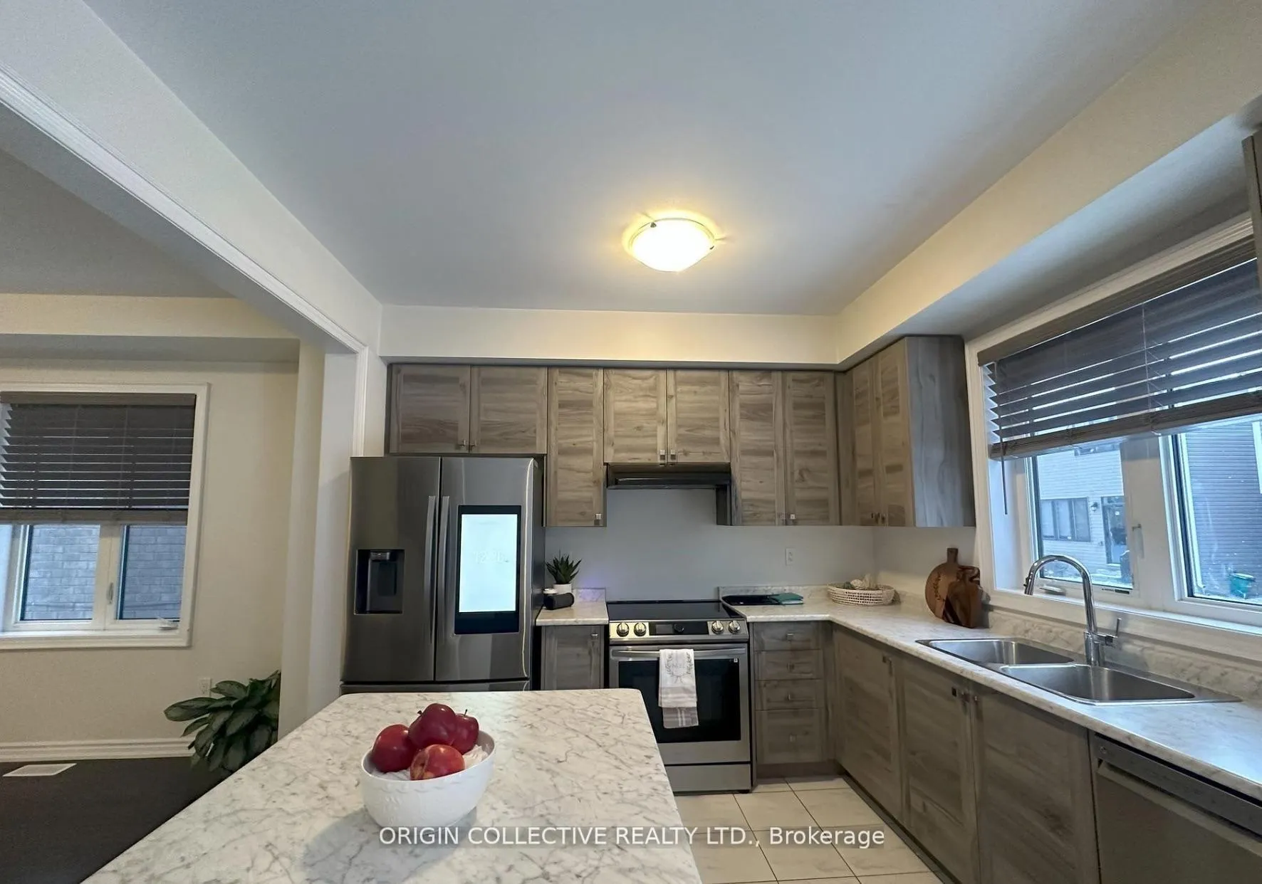 Photo 13 of 4 Amos Ave E, Brantford, Shellard Lane — HOMEH