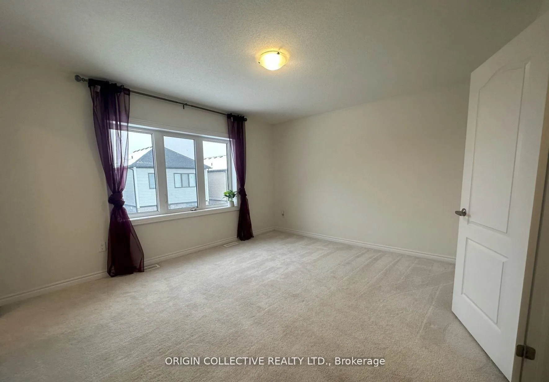 Photo 26 of 4 Amos Ave E, Brantford, Shellard Lane — HOMEH