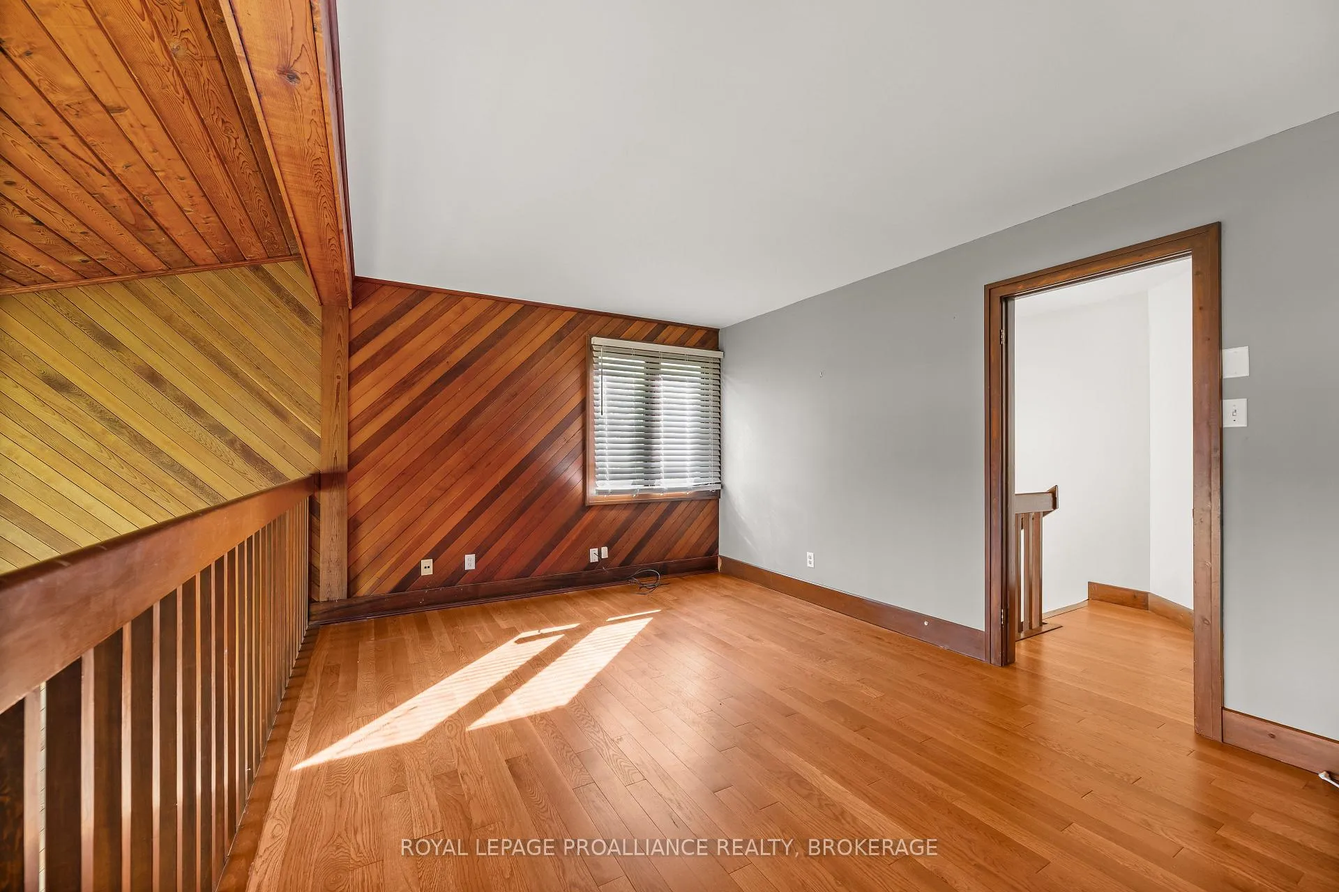 Photo 81 of 20 Riverside Drive, Kingston, Kingston East (incl CFB Kingston) — HOMEH