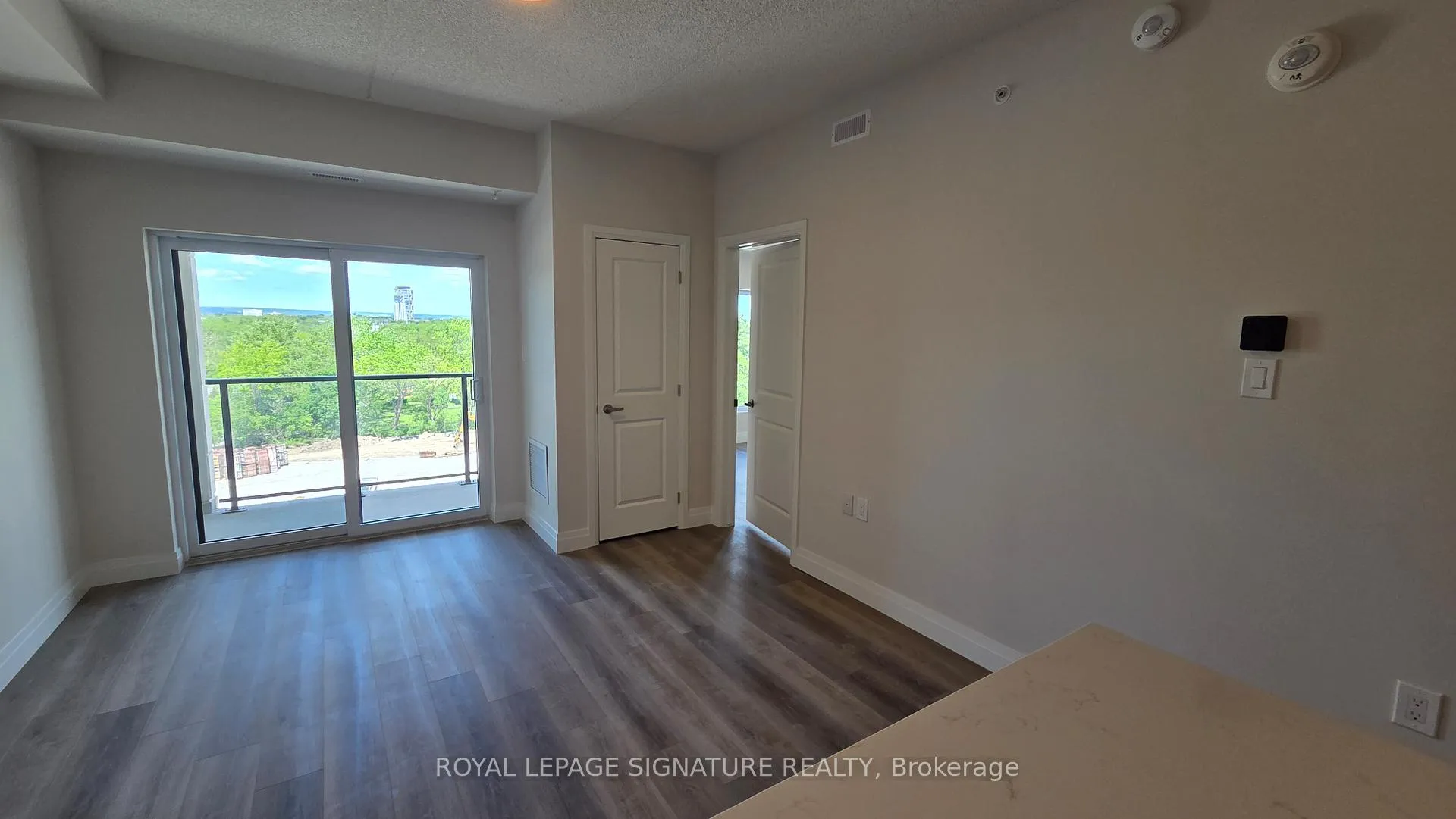 Photo 6 of Unit #603, 6415 Regional Rd 25, Milton, Coates — HOMEH