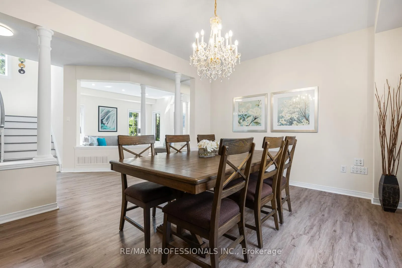 Photo 11 of 106 Hollybush Drive, Vaughan, Maple — HOMEH