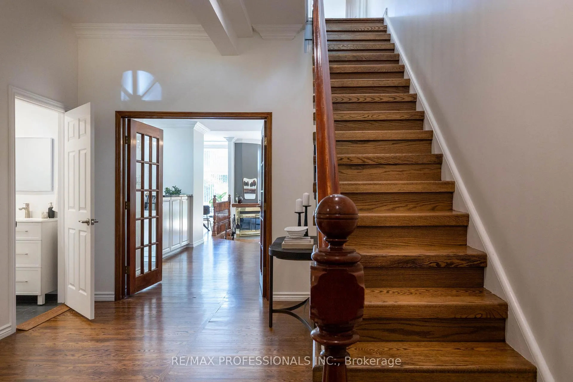 Photo 3 of 178 Oakmount Road, Toronto, High Park North — HOMEH