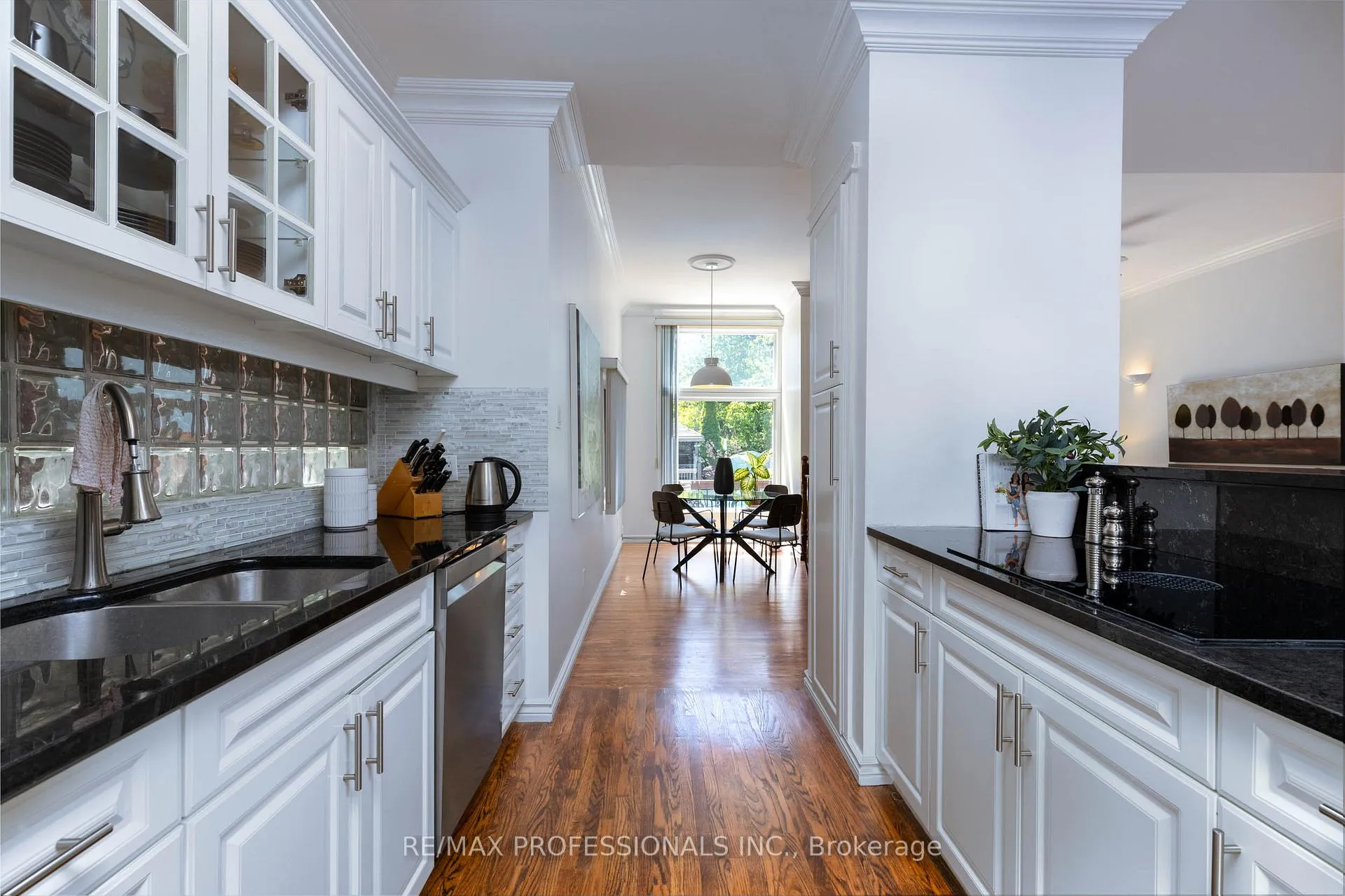 Photo 14 of 178 Oakmount Road, Toronto, High Park North — HOMEH