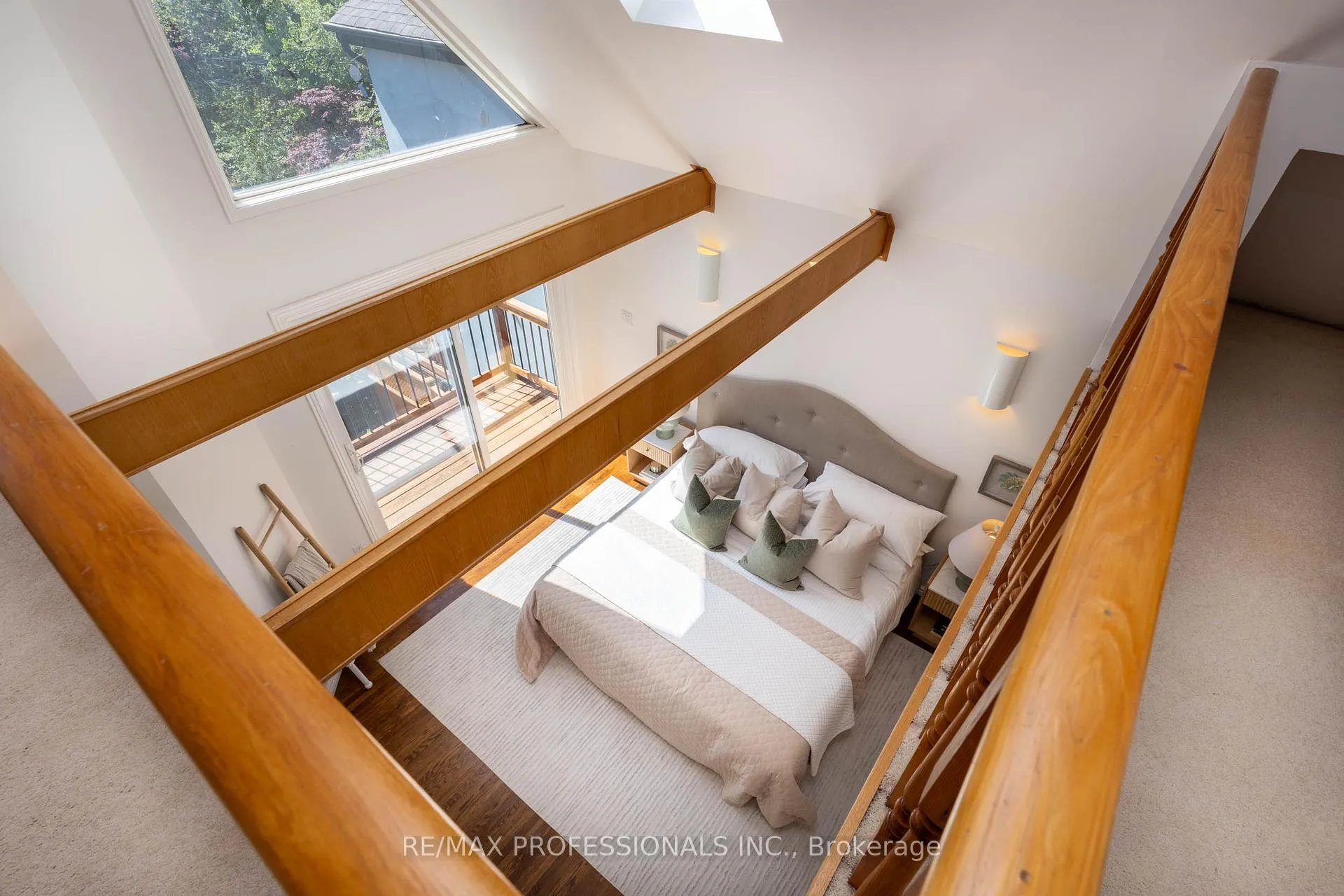 Photo 24 of 178 Oakmount Road, Toronto, High Park North — HOMEH
