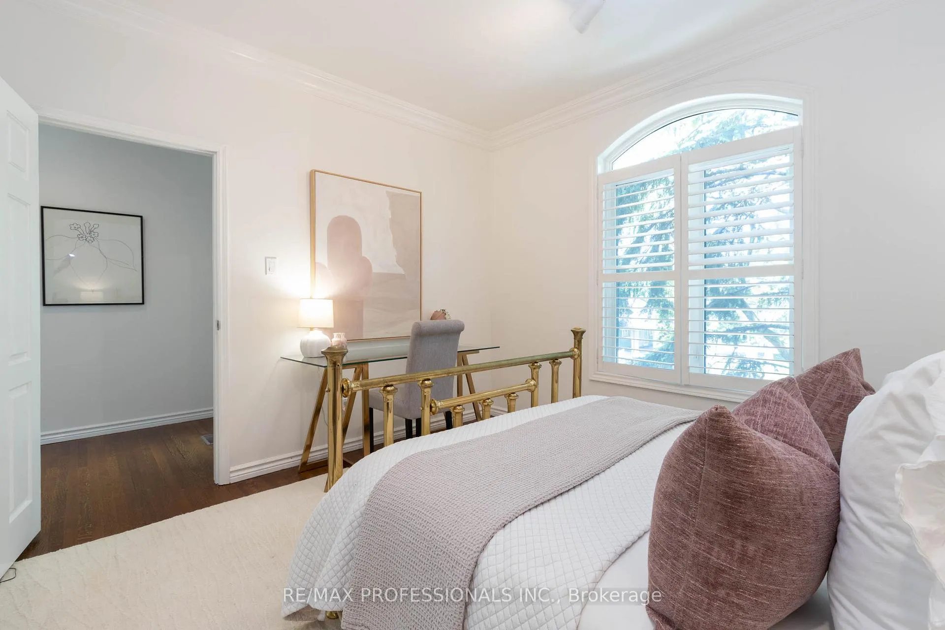 Photo 31 of 178 Oakmount Road, Toronto, High Park North — HOMEH