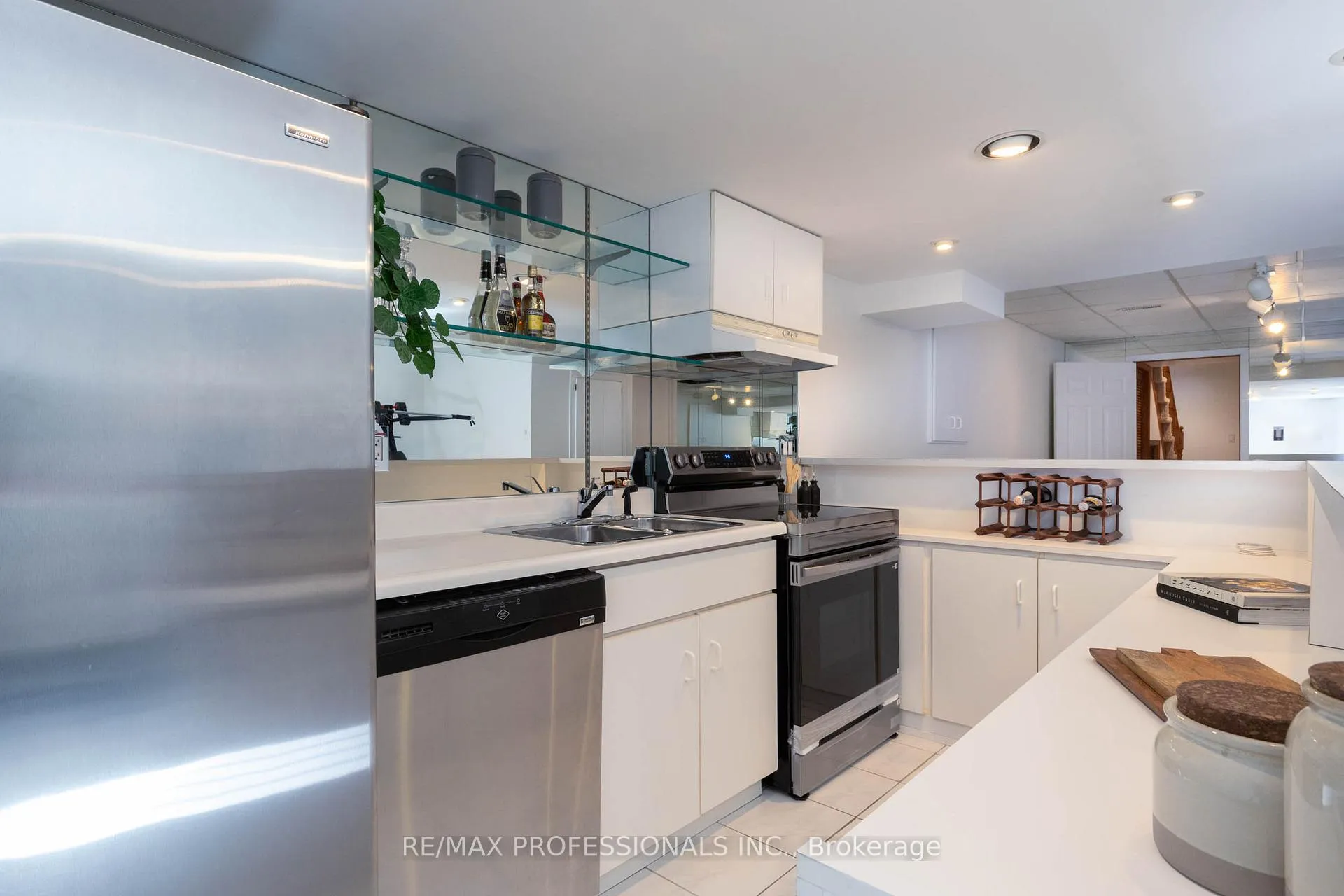 Photo 36 of 178 Oakmount Road, Toronto, High Park North — HOMEH