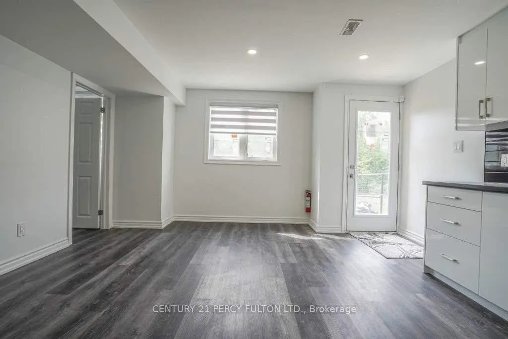 Photo 12 of Unit Bsmt, 1040 Foxtail Crescent, Pickering, Rural Pickering — HOMEH