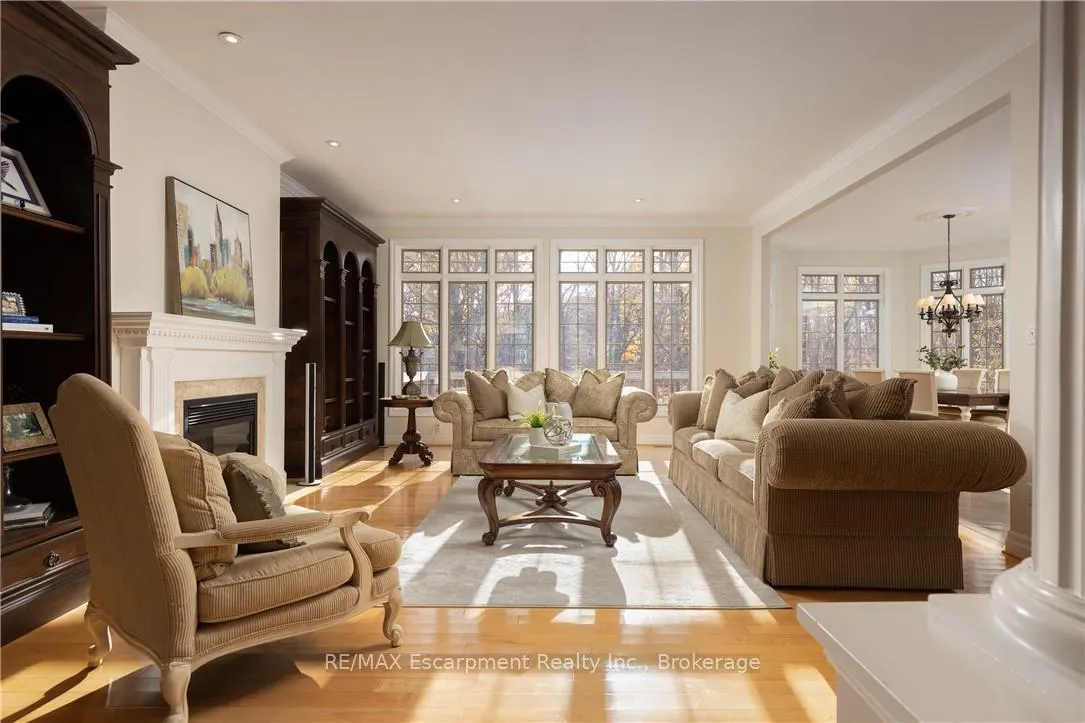 Photo 8 of 1285 Beaufort Drive, Burlington, Tyandaga — HOMEH