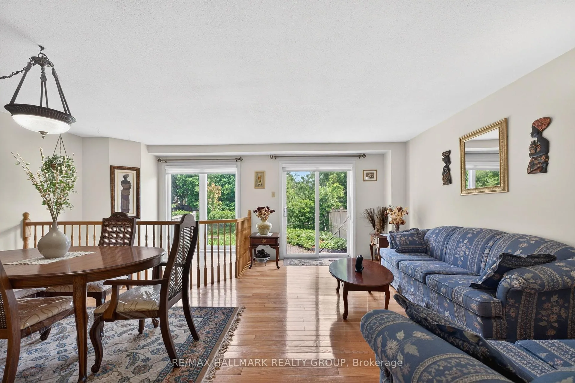 Photo 4 of 97 Flanders Street, Ottawa, Barrhaven - Cedargrove/Fraserdale — HOMEH