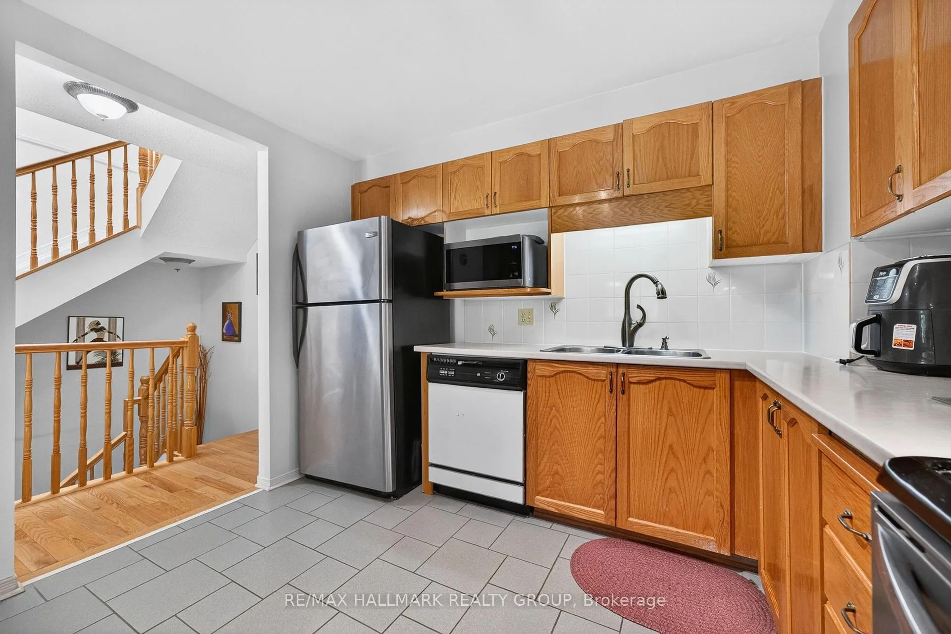Photo 15 of 97 Flanders Street, Ottawa, Barrhaven - Cedargrove/Fraserdale — HOMEH