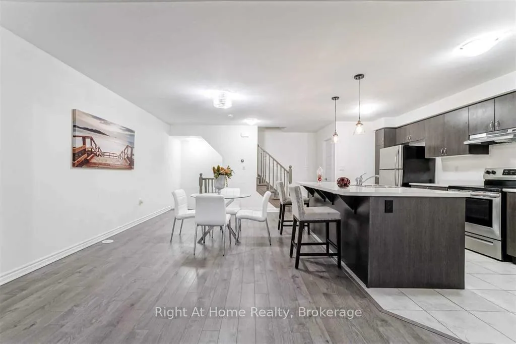Photo 7 of 297 Murlock Heights, Milton, Ford — HOMEH