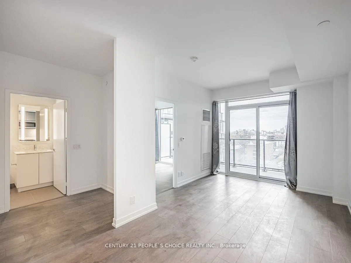 Photo 3 of Unit 713, 270 Dufferin Street, Toronto, South Parkdale — HOMEH